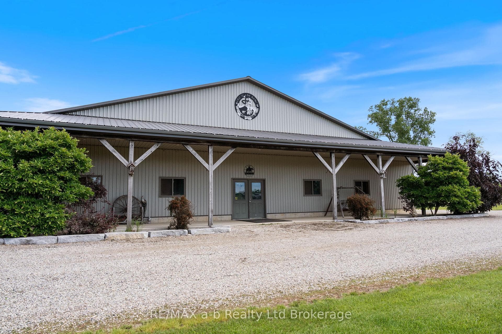 State of the Art Equestrian Barn