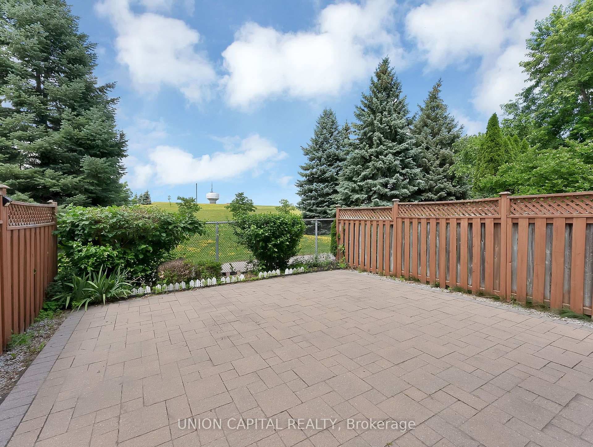 147 Milliken Meadows Drive photo 3