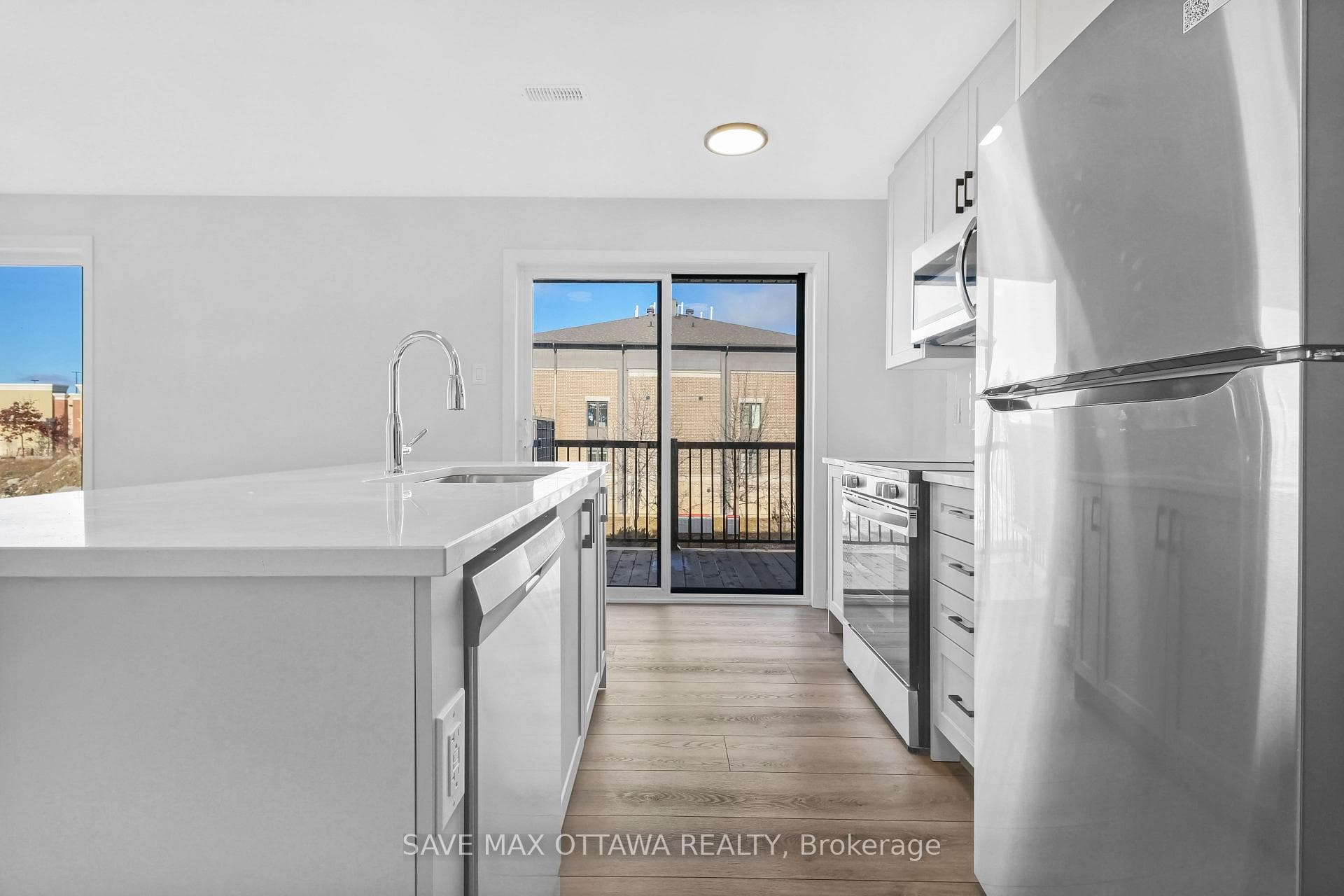 701 Glenroy Gilbert Drive Unit 07 photo 8