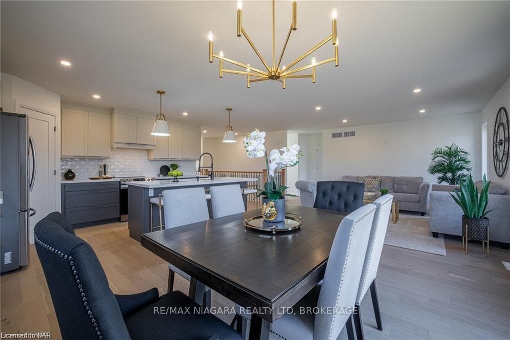 735 CRESCENT Road photo 11