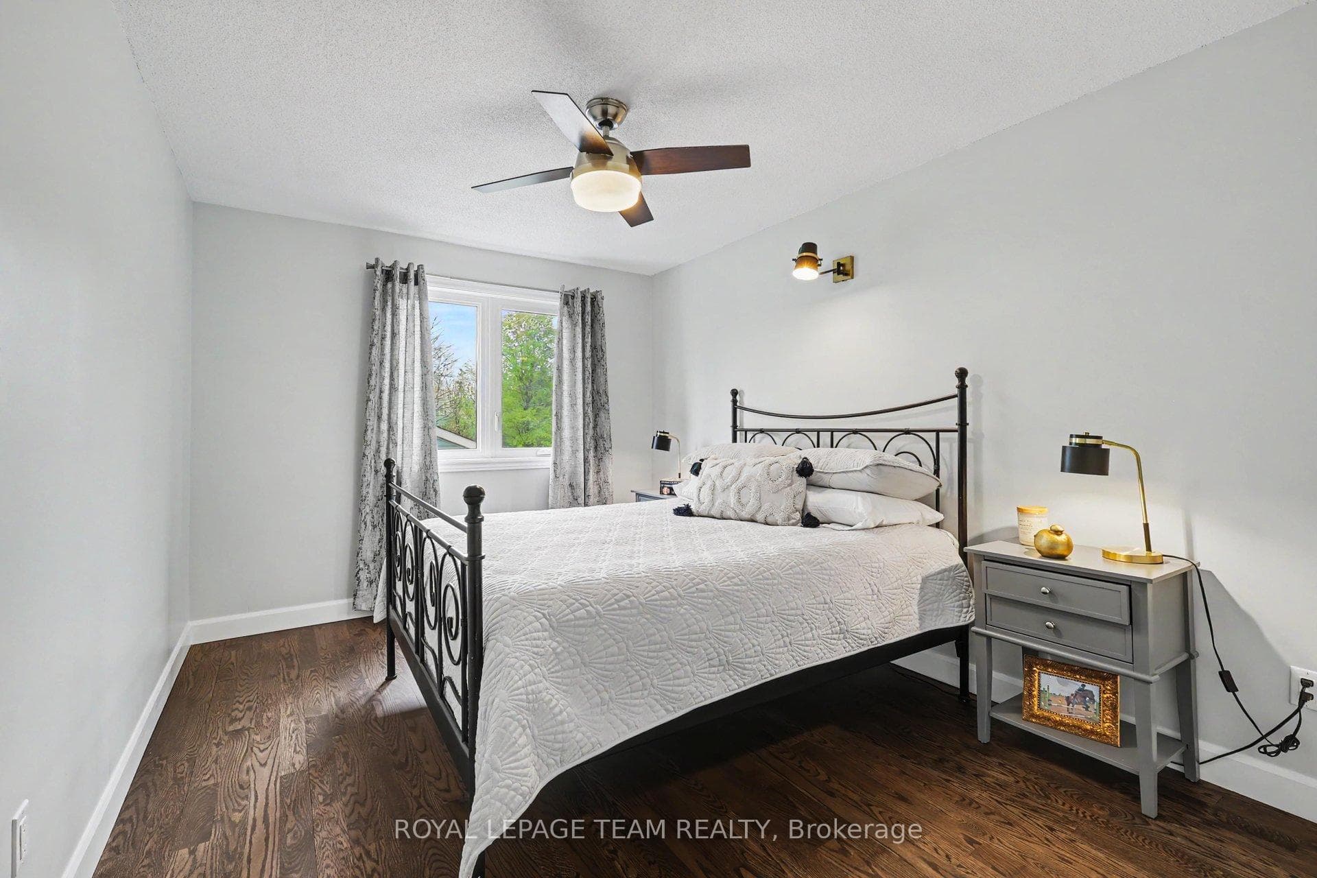 8471 Marionville Road photo 25