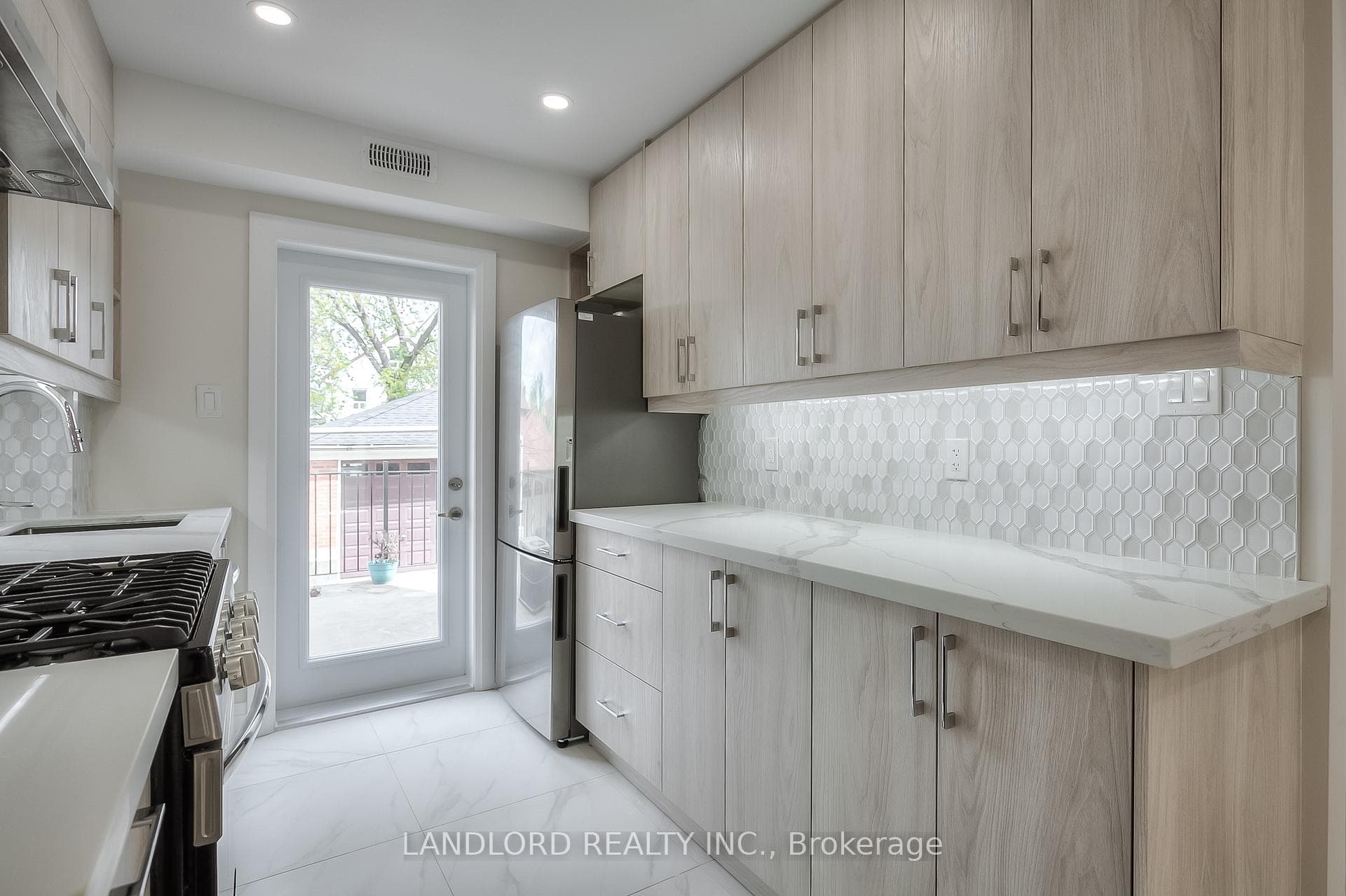 36 Yore Road Unit Main photo 3