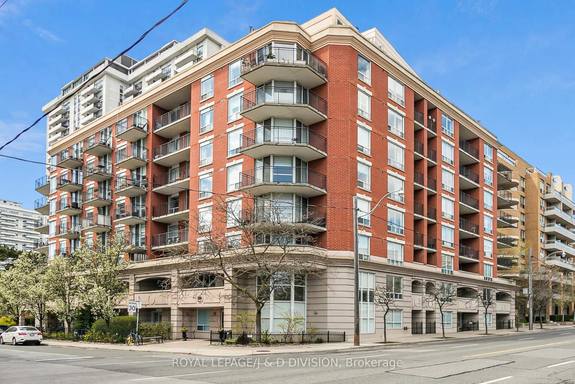 300 Balliol Street Unit 807 photo 16