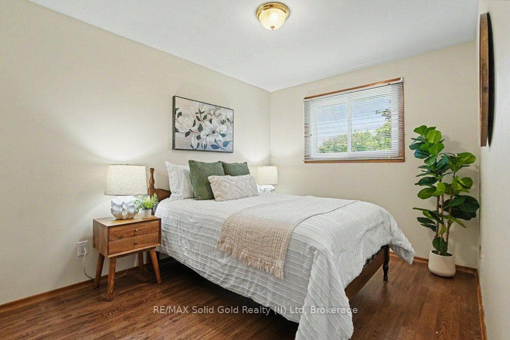 363 Roselawn Place photo 15