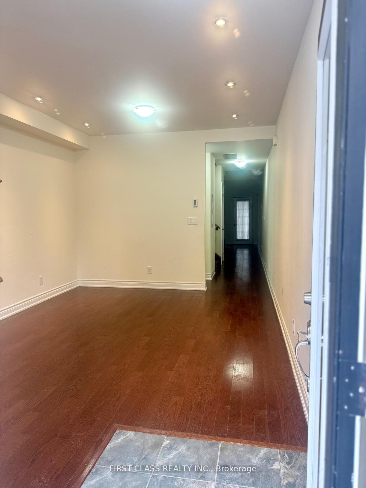 60 Hargrave Lane Unit 9 photo 6
