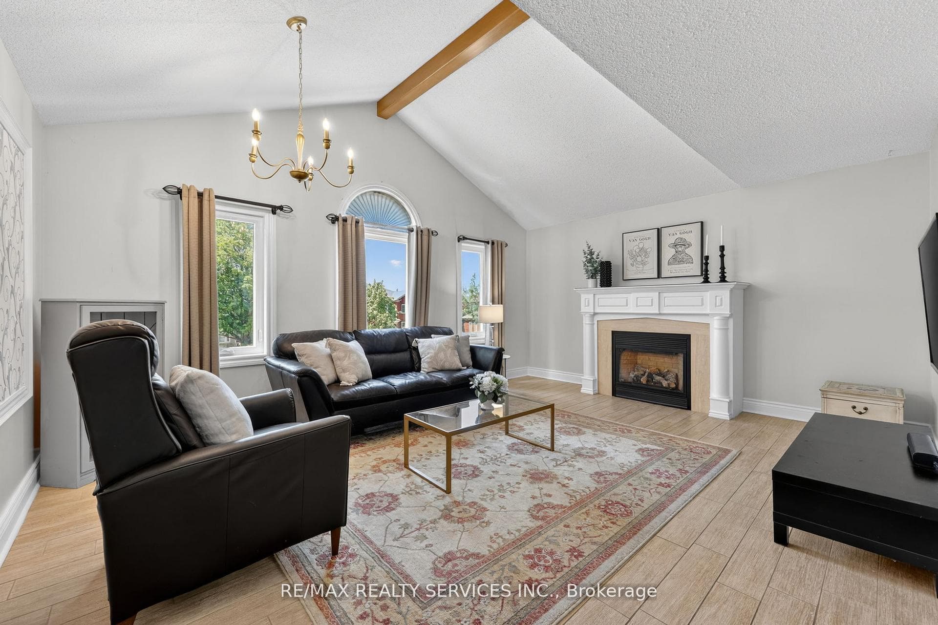 150 Royal Valley Drive photo 18