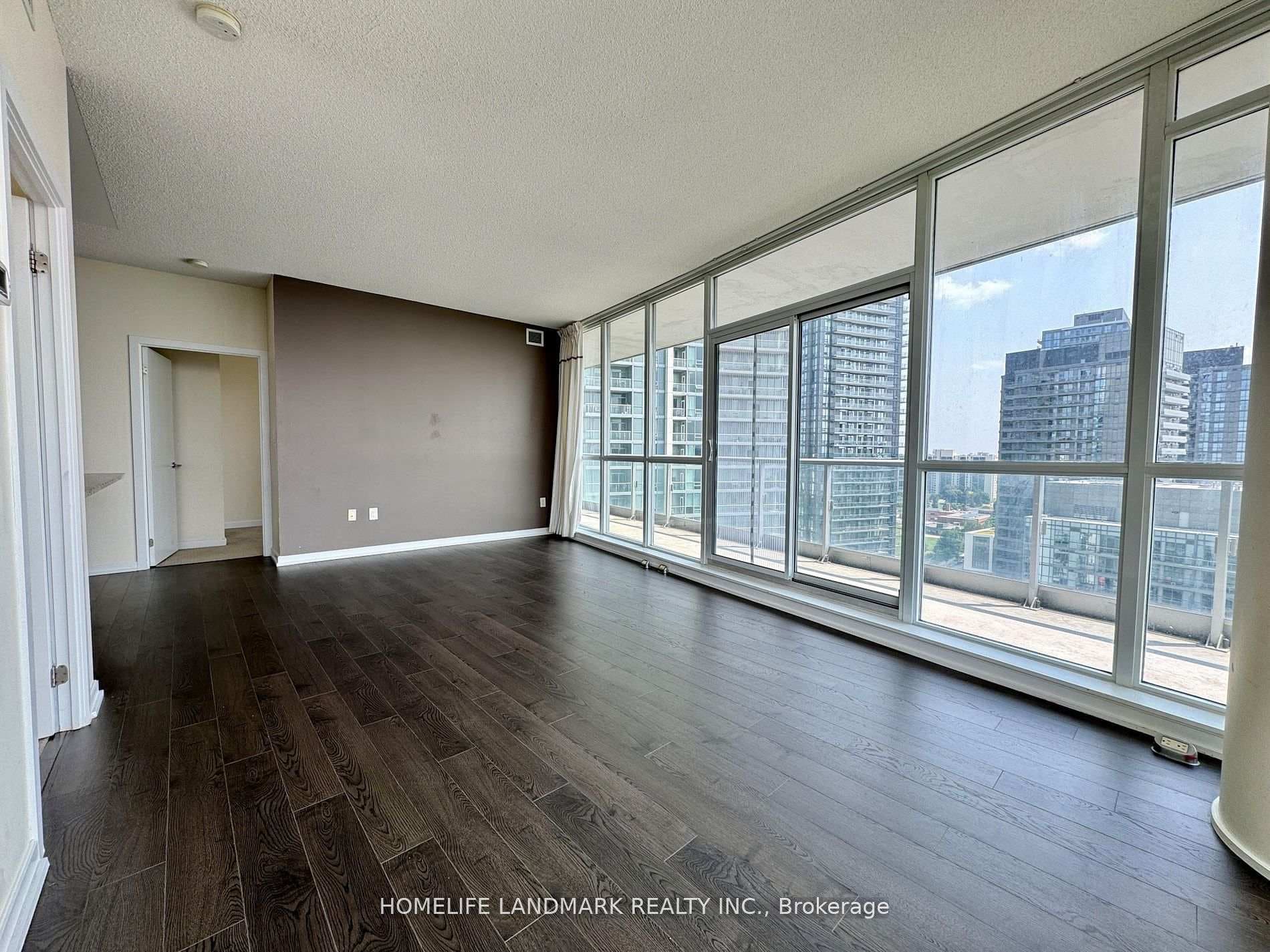 66 Forest Manor Road Unit 1612 photo 11