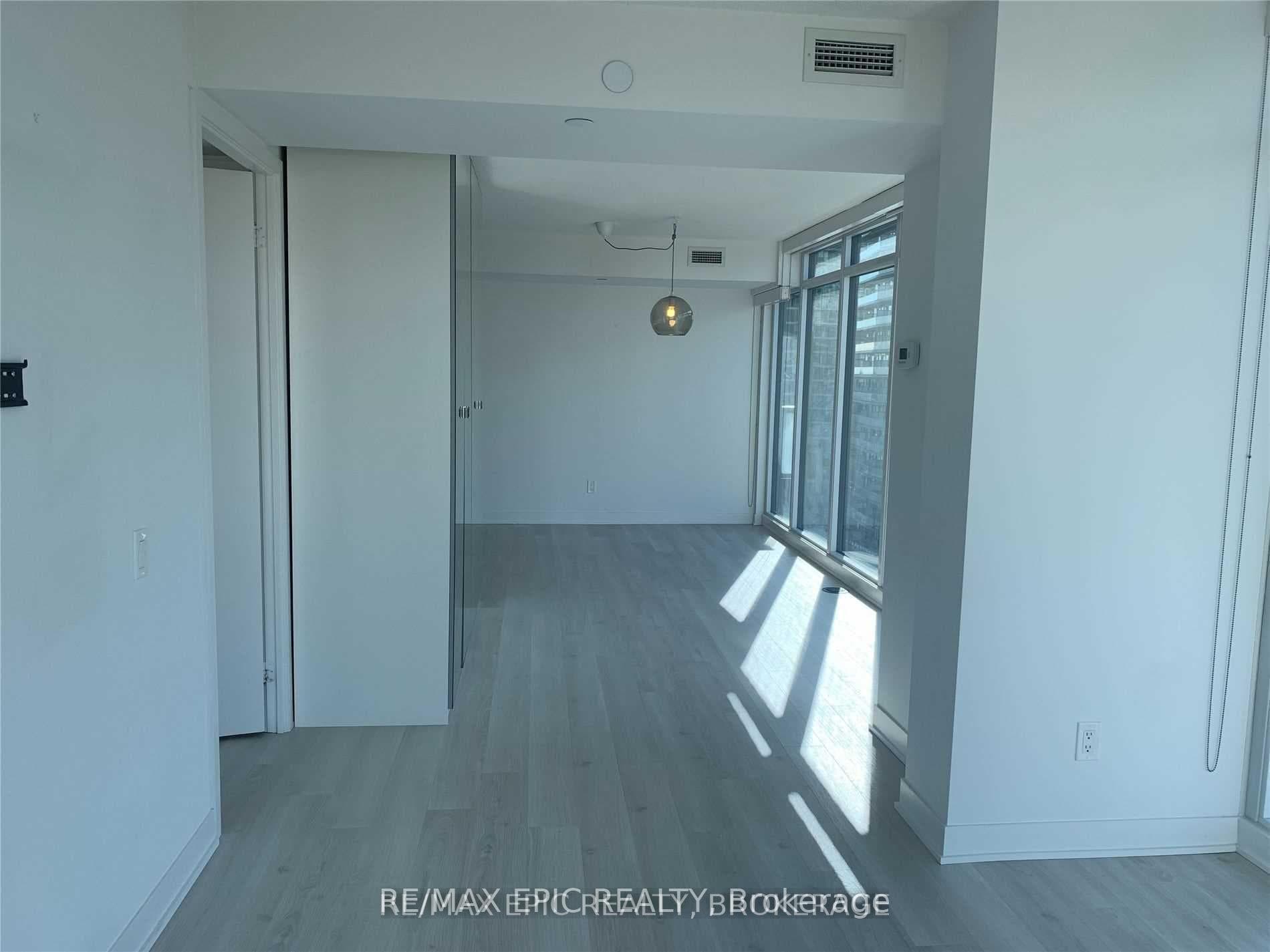 80 Queens Wharf Road Unit 1503 photo 8