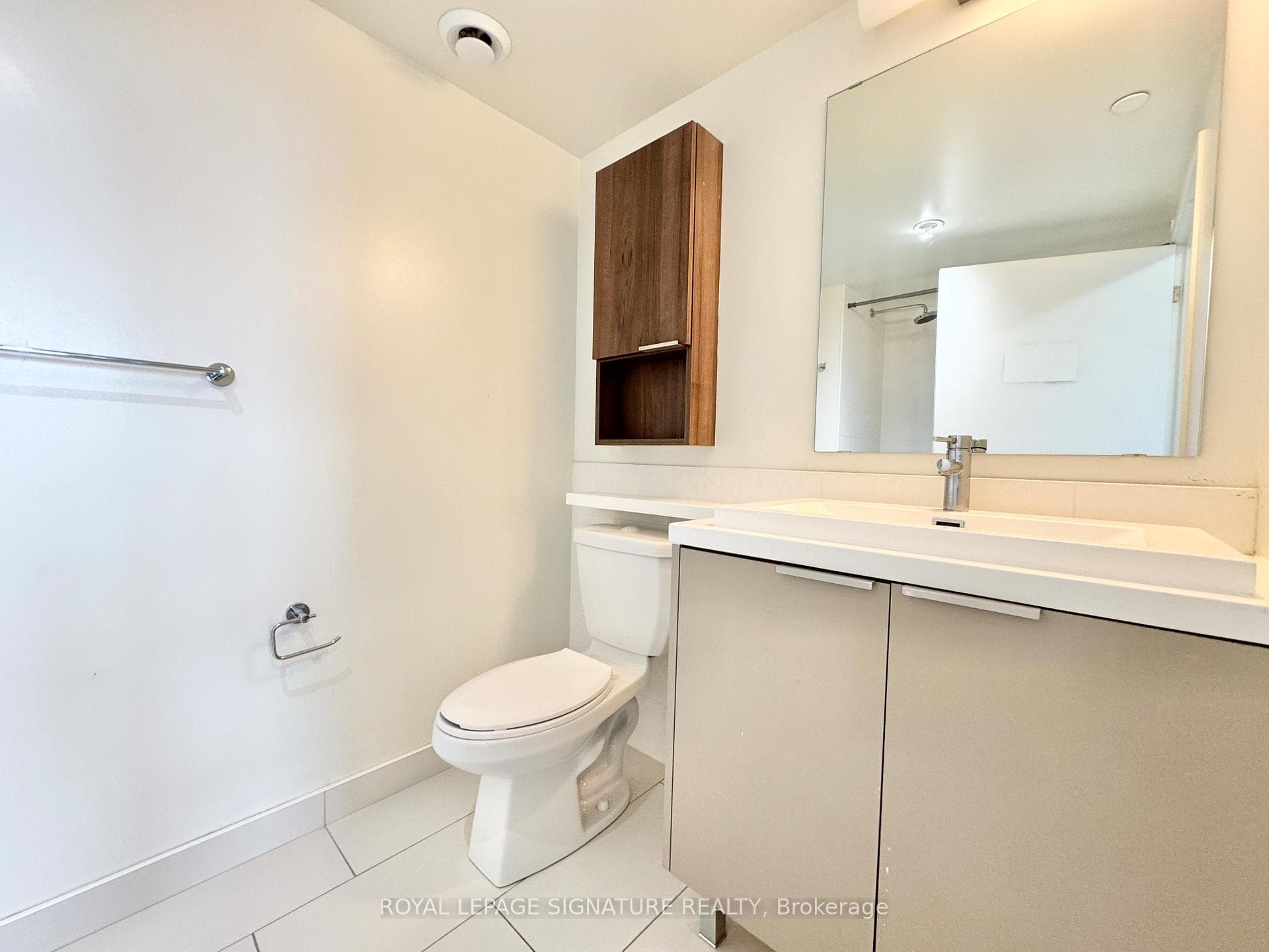 2 Sonic Way Unit 1808 photo 25