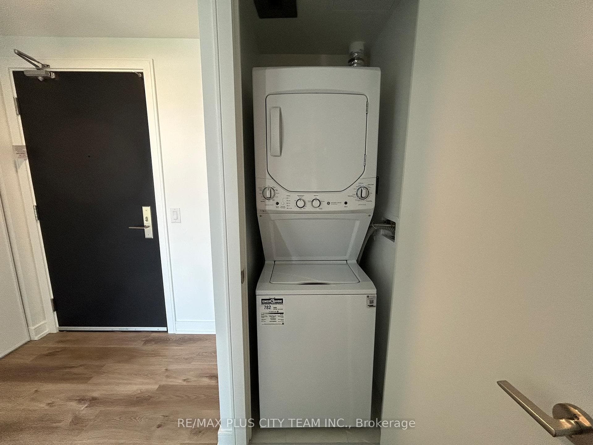 3009 Novar Road Unit 1613 photo 15