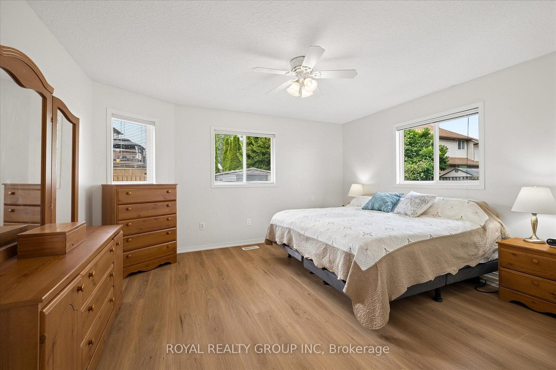 244 Fallowfield Drive photo 22
