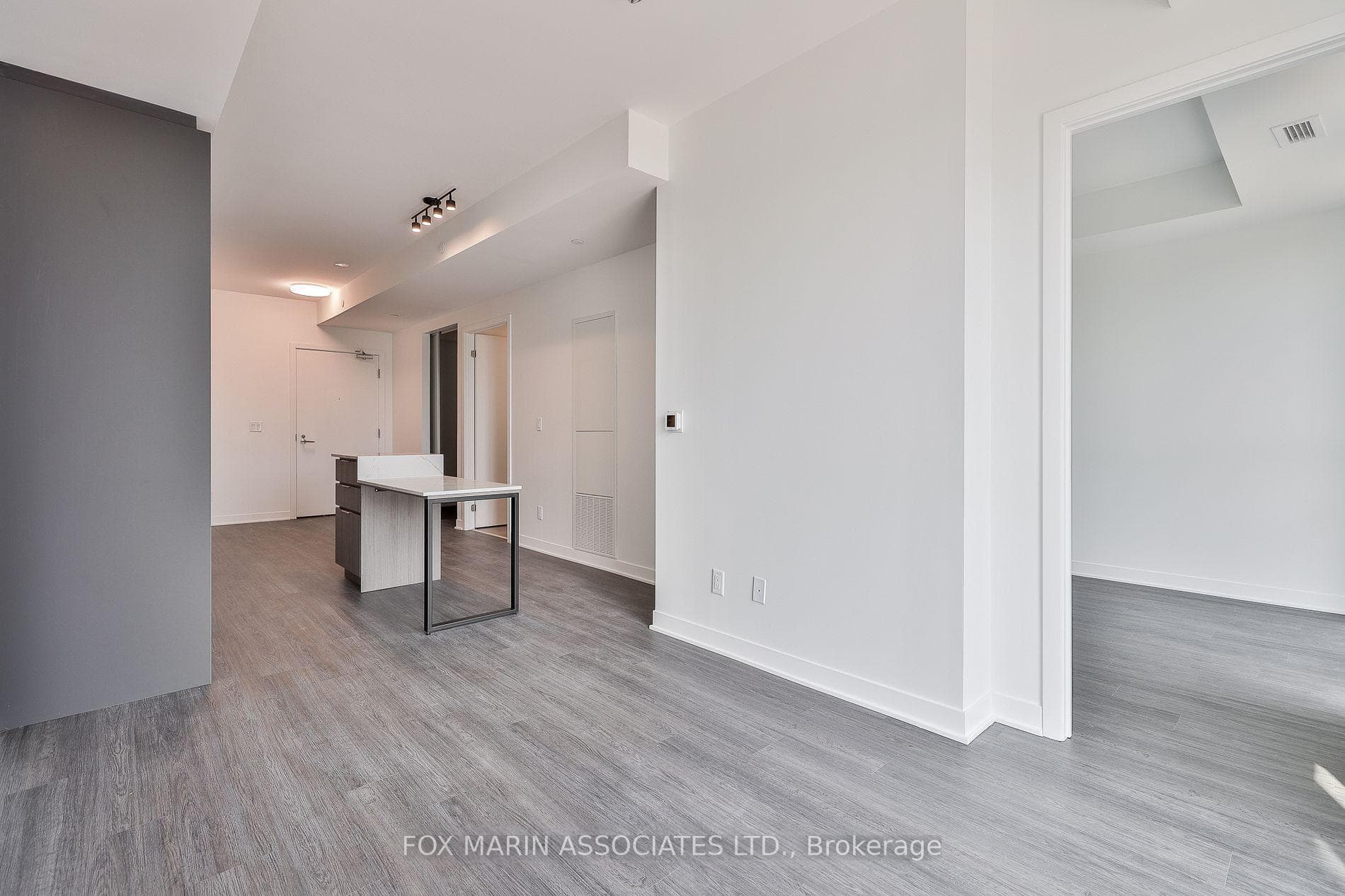 185 Alberta Avenue Unit 309 photo 11
