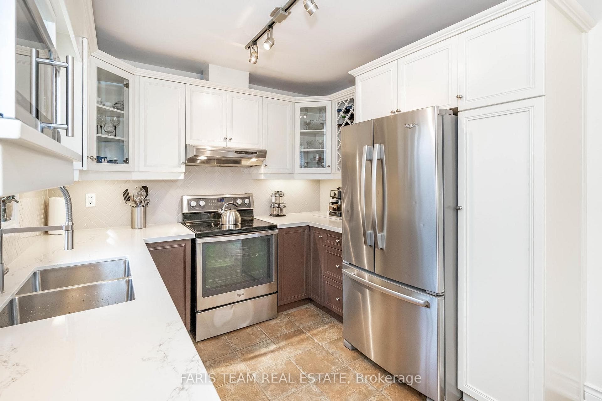 54 William Street photo 4