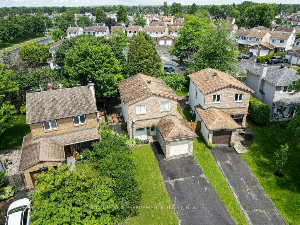 1550 Bourcier Drive photo 32