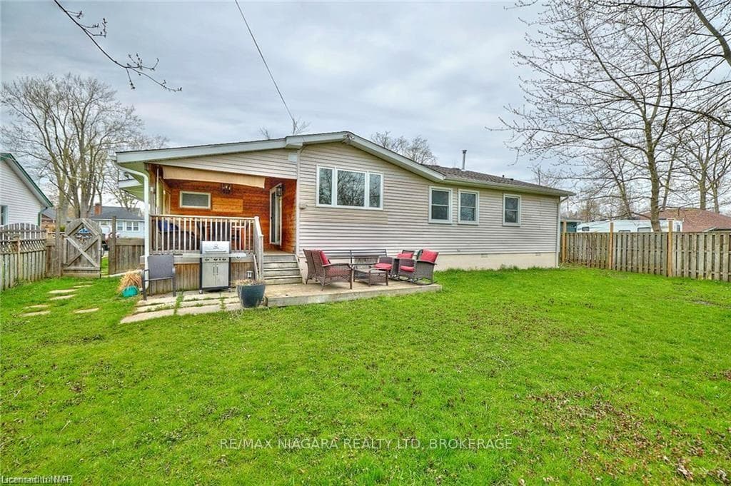 3105 BETHUNE Avenue photo 35