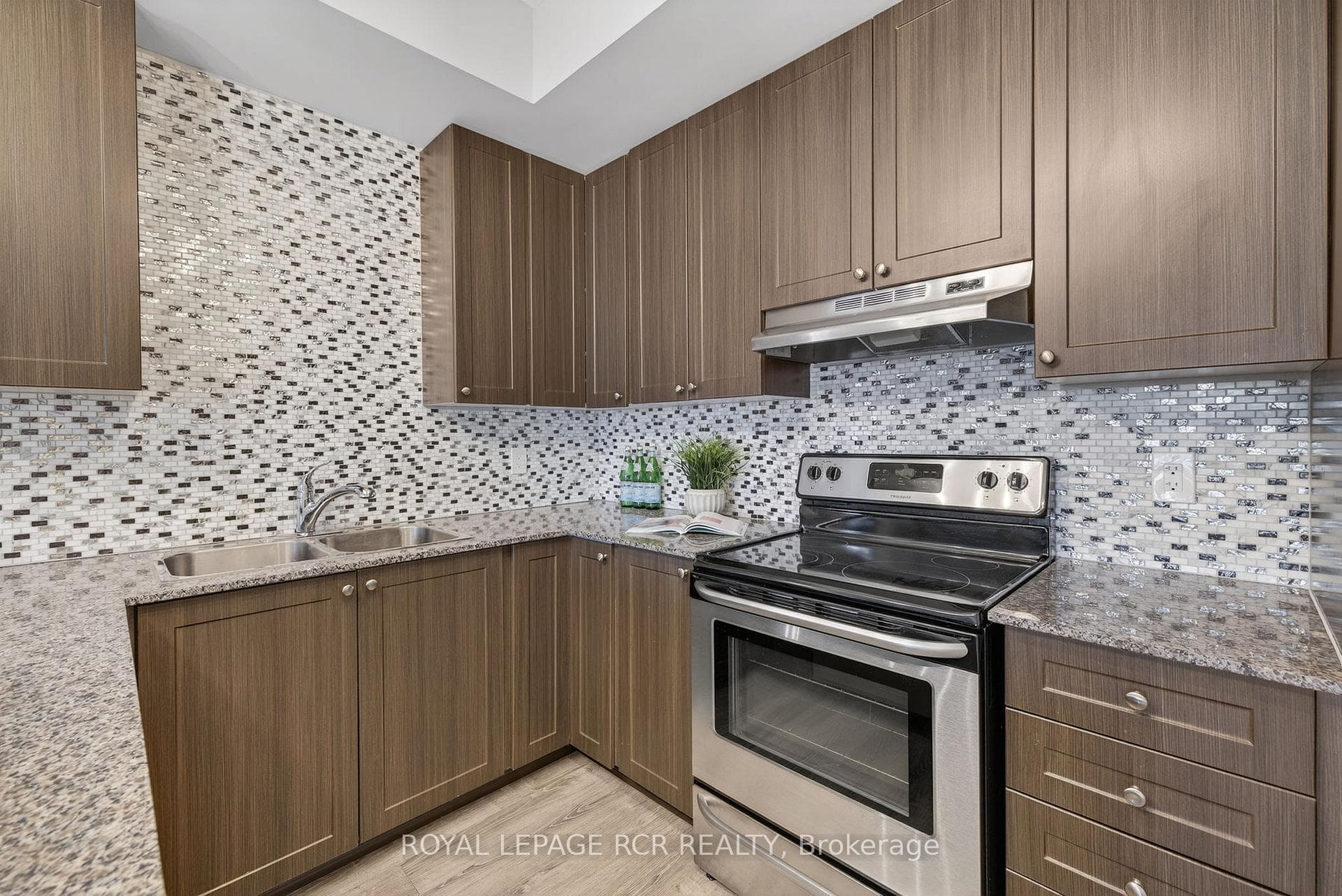 670 Gordon Street Unit 408 photo 7
