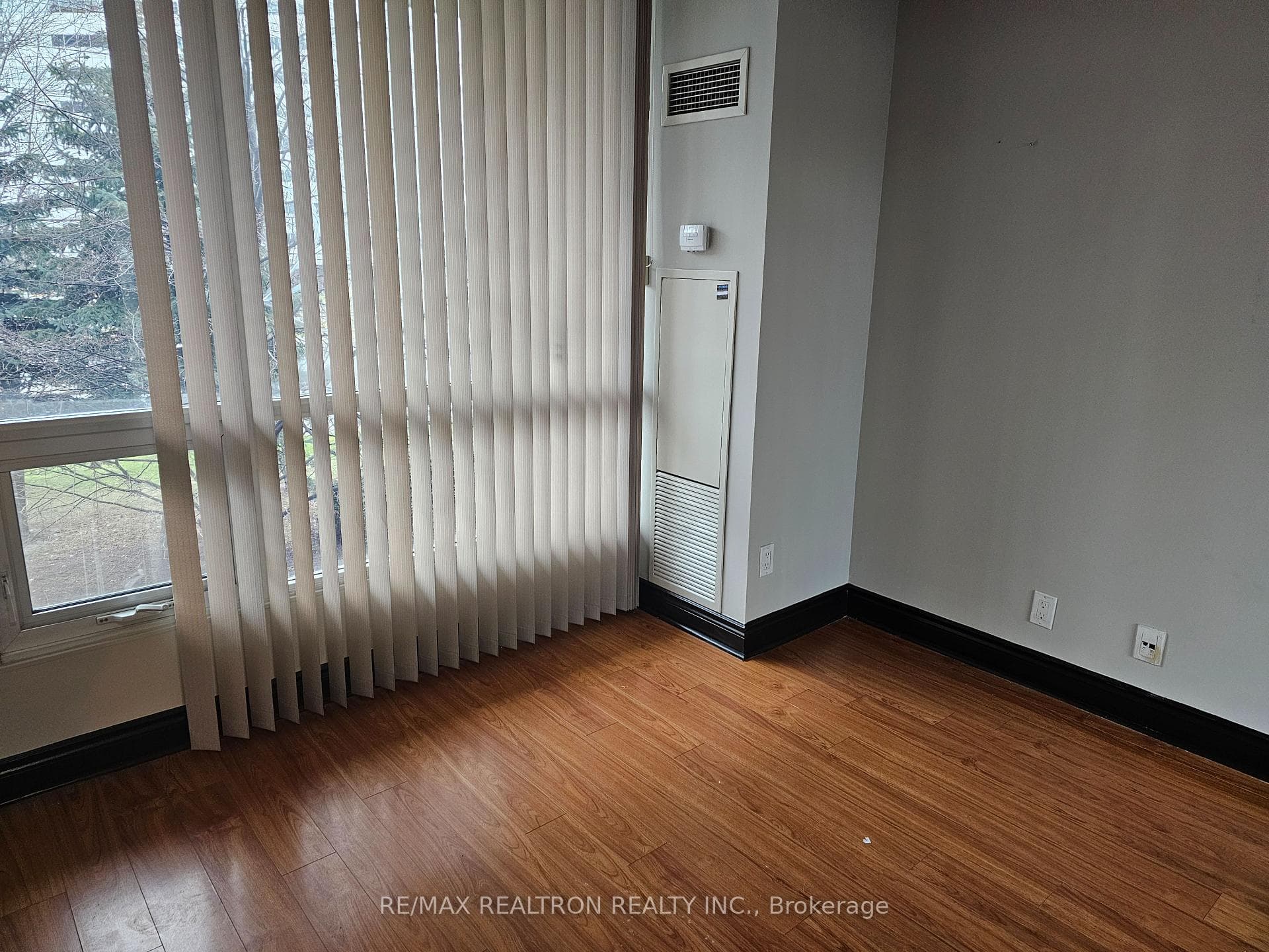 3939 Duke Of York Boulevard Unit 104 photo 7