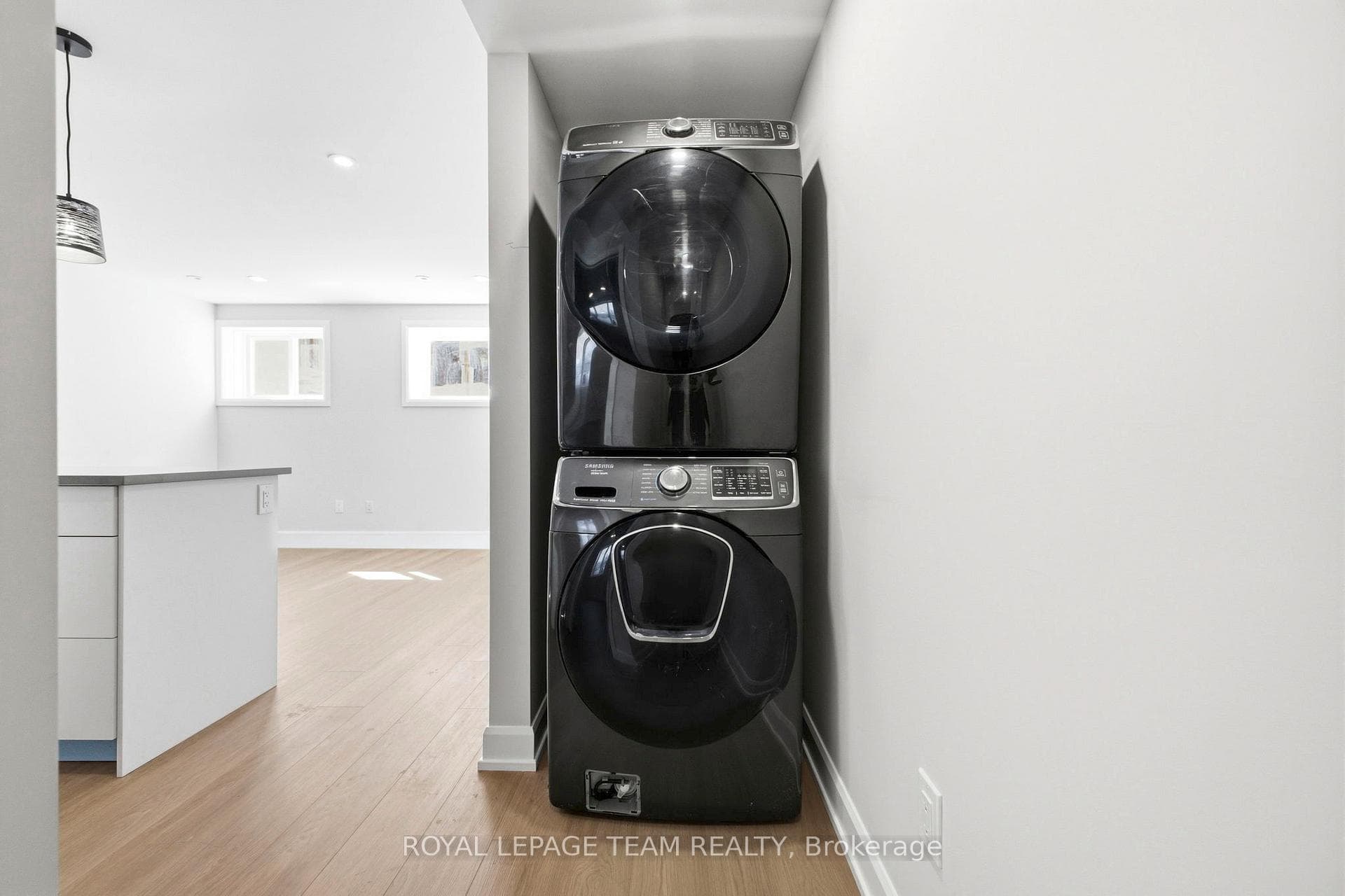 7 Gwynne Avenue Unit B photo 8