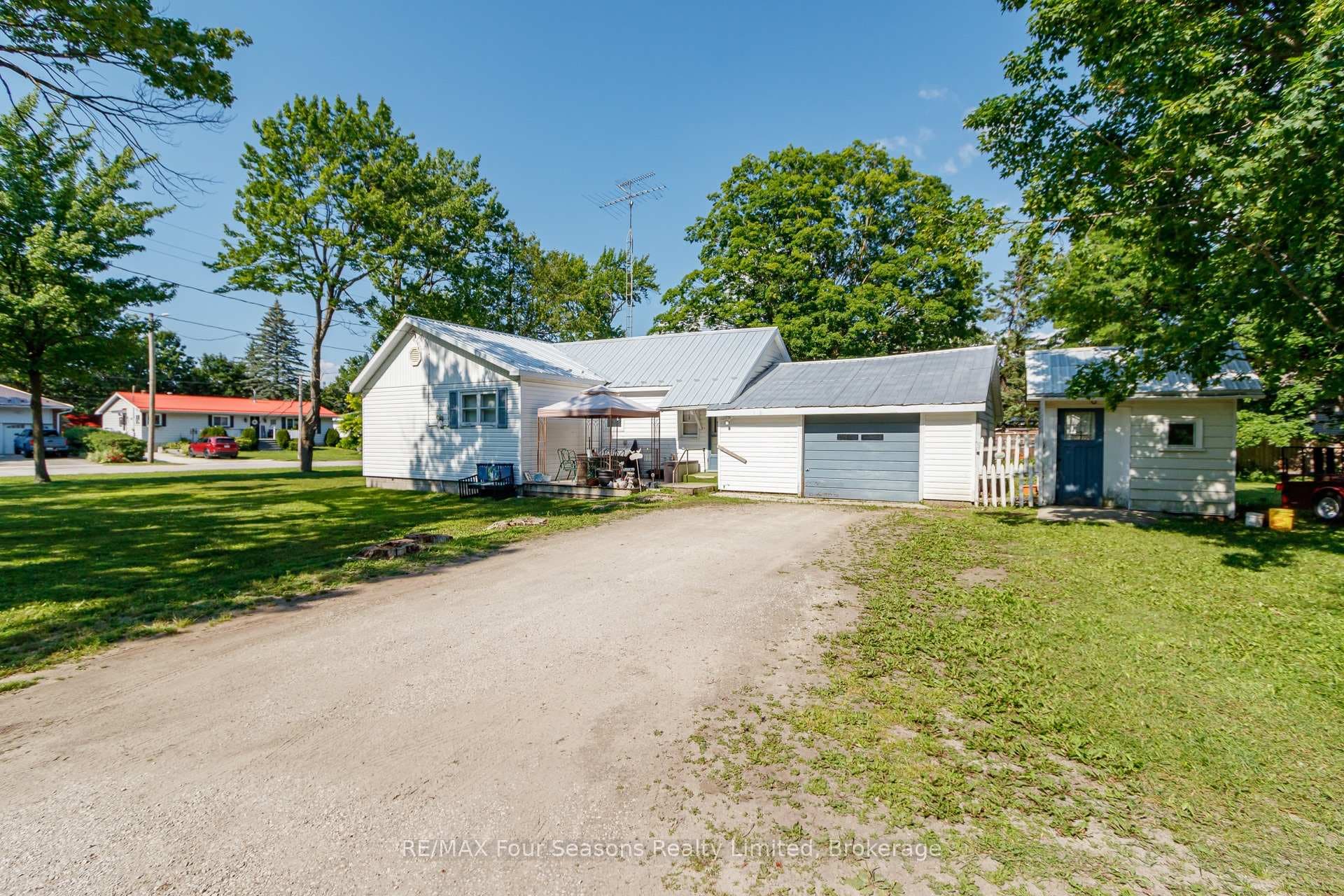 201 Sunnidale Street photo 22