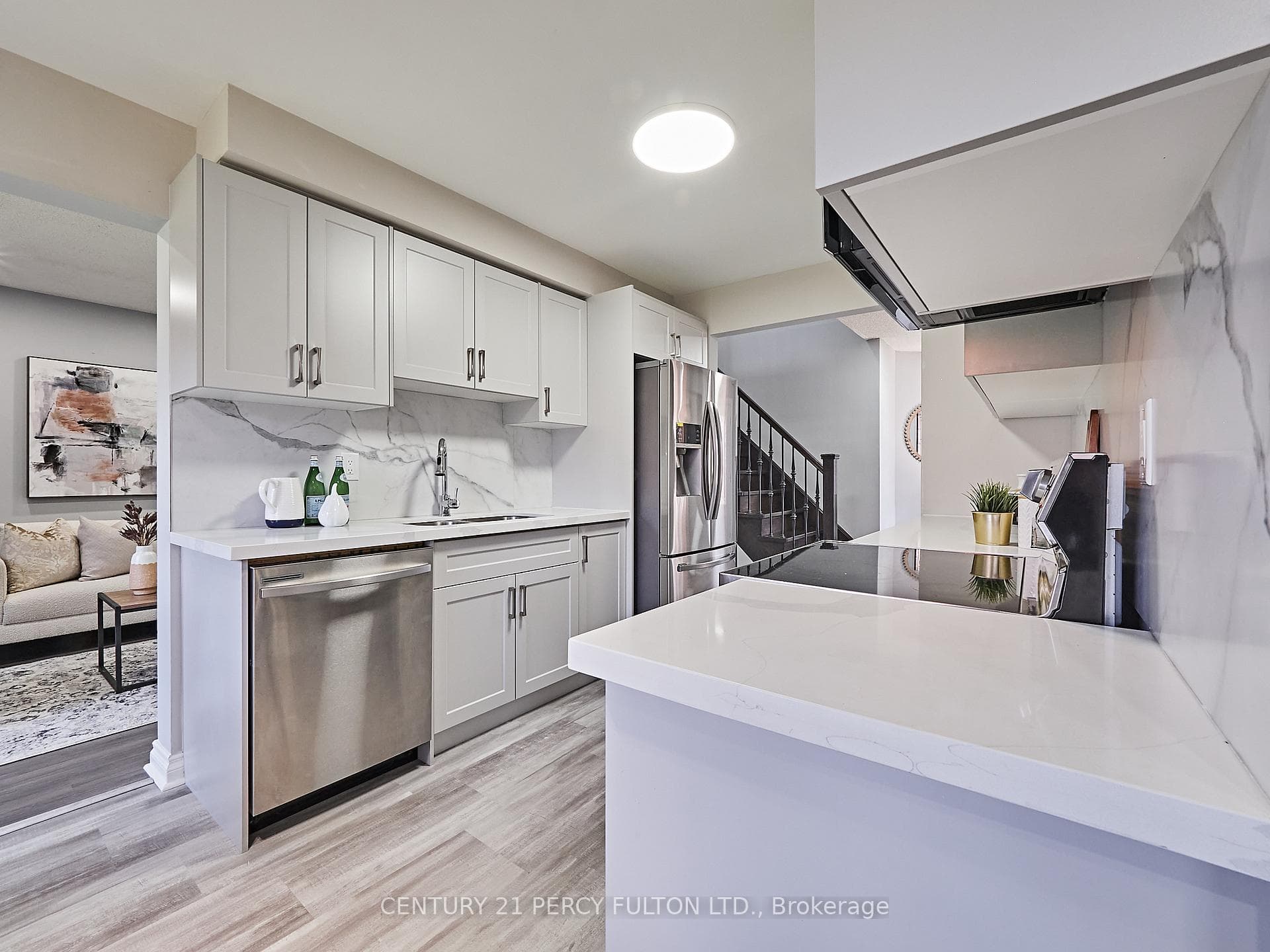 12 Keeble Crescent photo 15