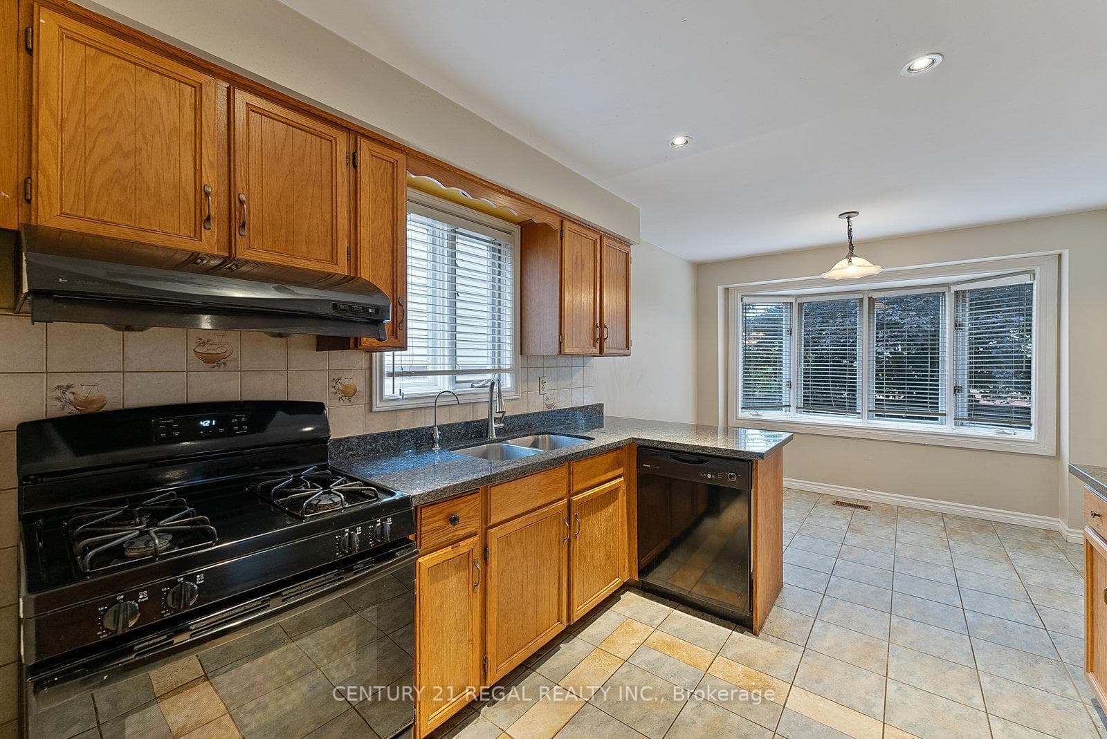 28 Ecclesfield Drive photo 16