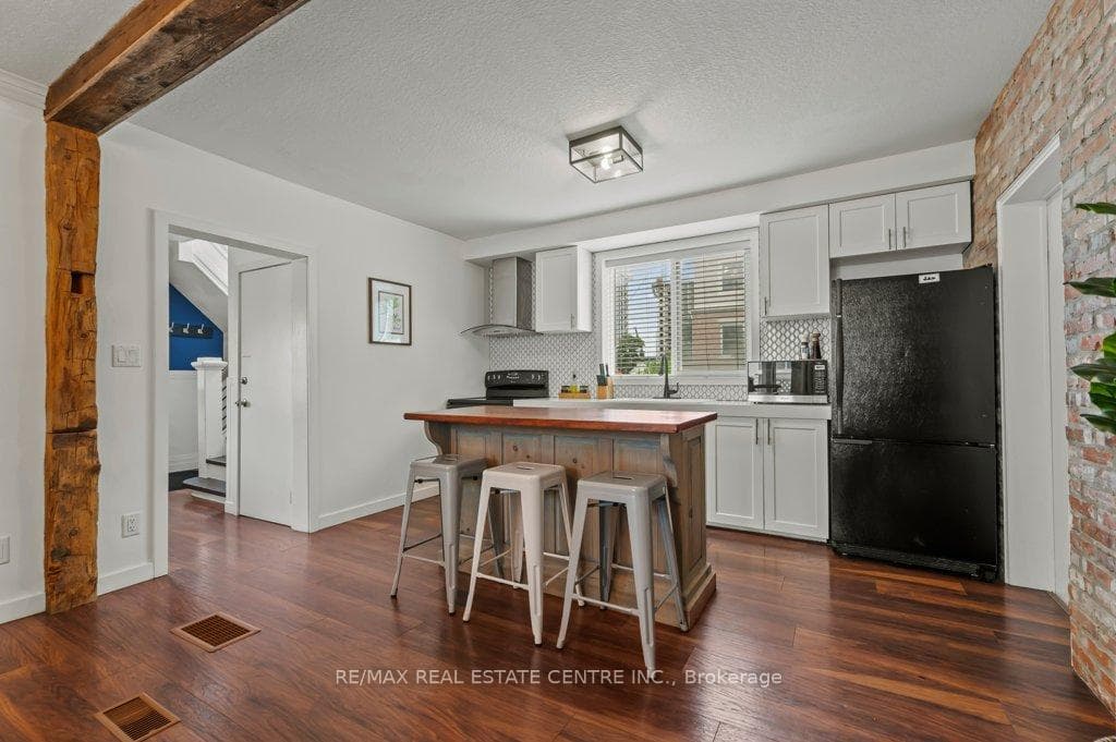 101 Charles Street photo 6