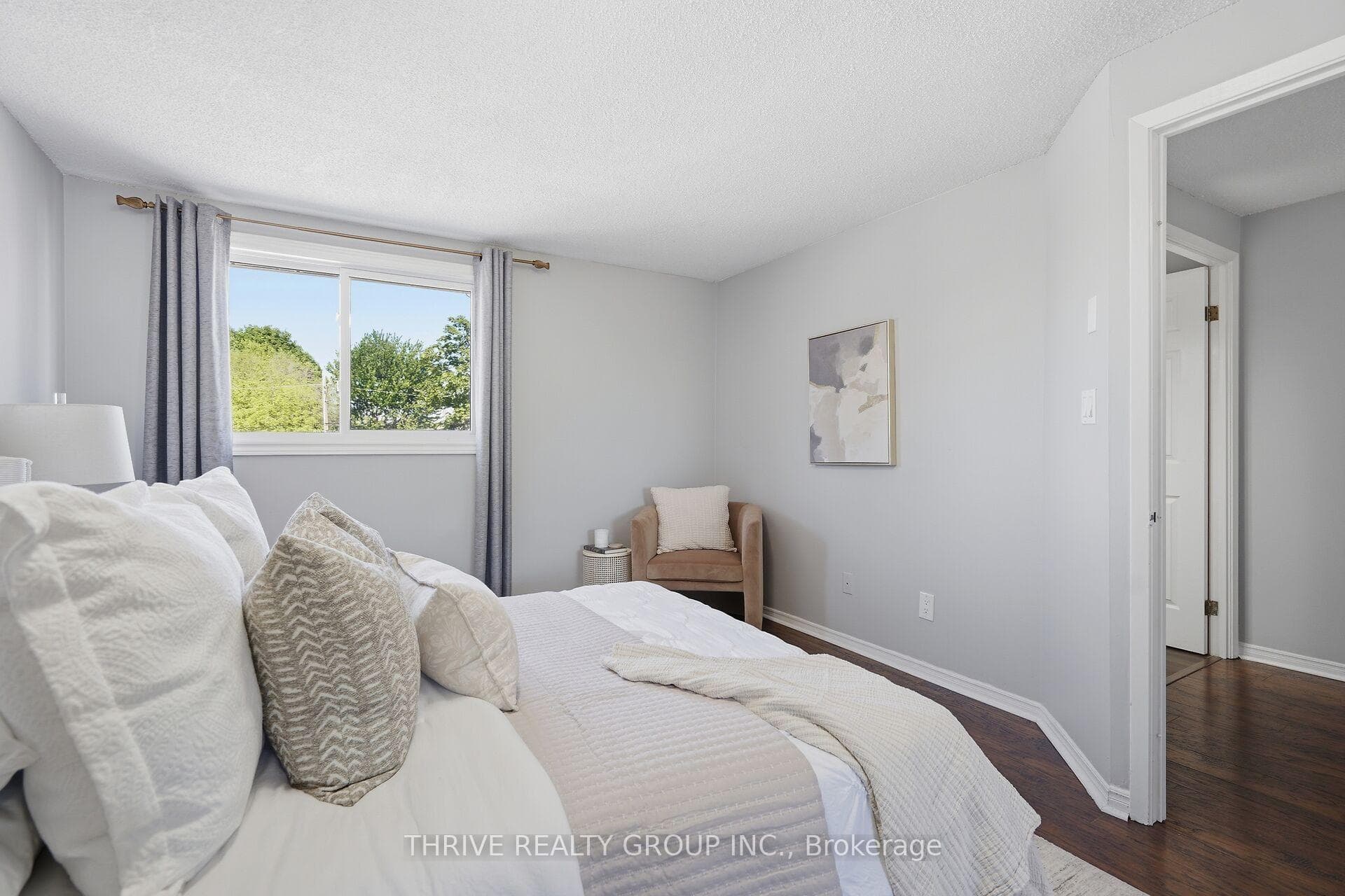 215 Commissioners Road Unit 10 photo 16