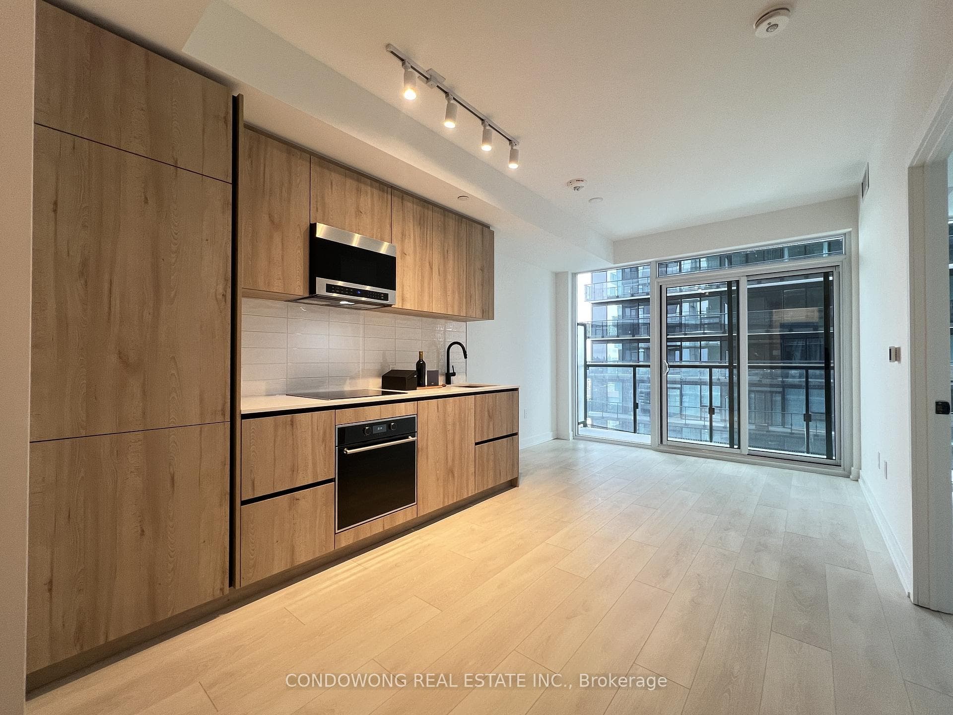 117 Broadway Avenue Unit 2313 photo 1