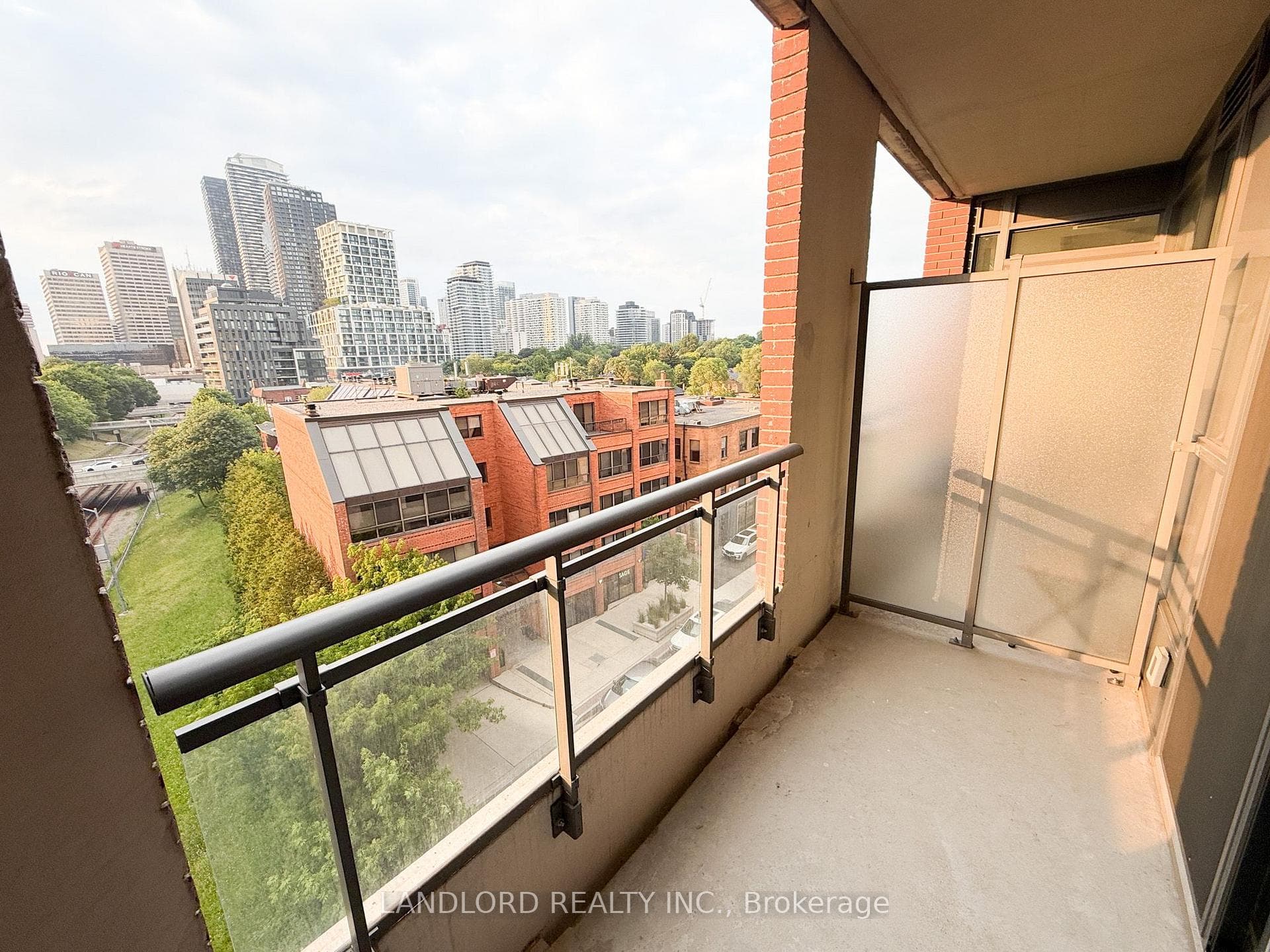 23 Glebe Road Unit 521 photo 11