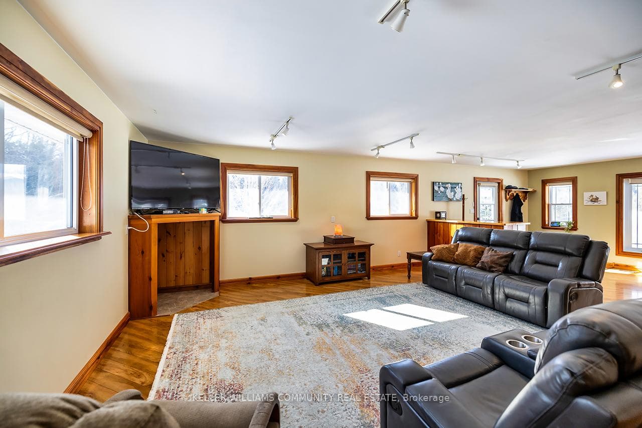 769 Penryn Road photo 42