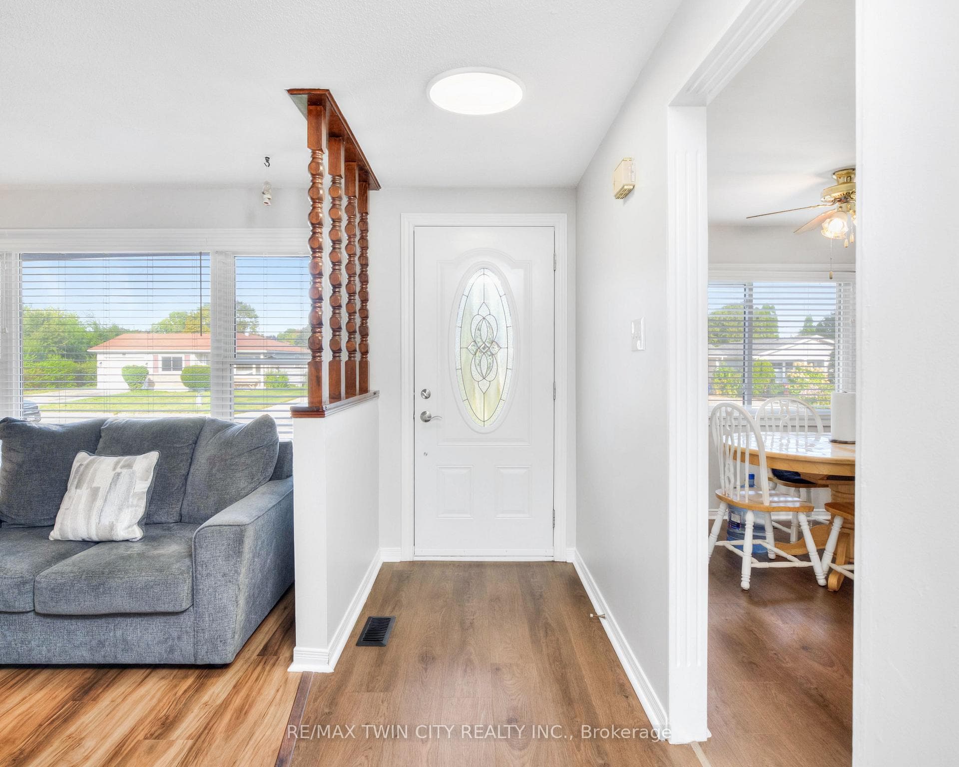 67 Belwood Crescent photo 5