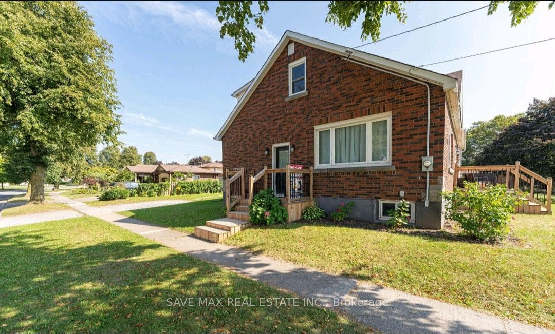 6549 Riall Street Unit Lower photo 1
