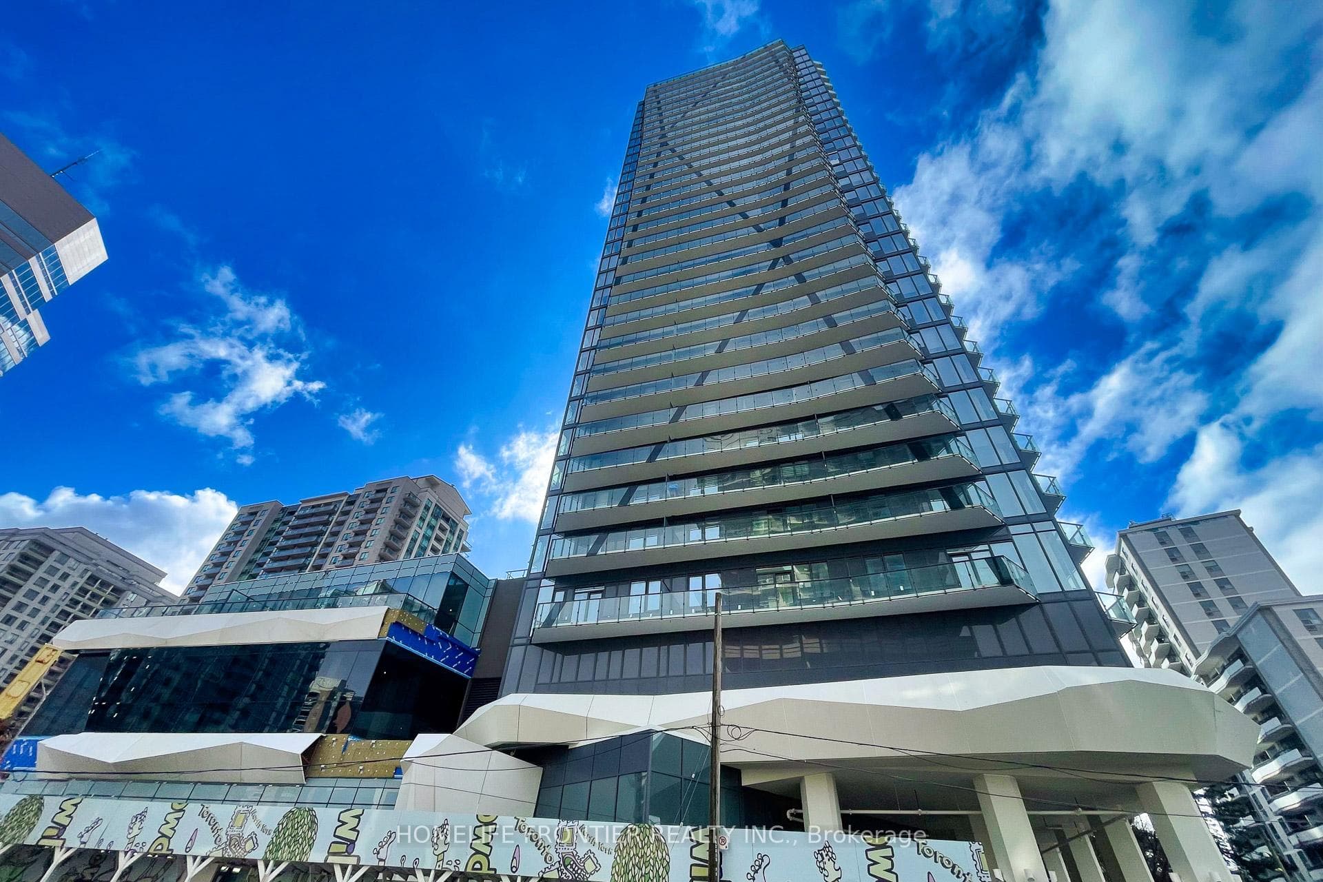 15 Ellerslie Avenue Unit 1407 photo 1