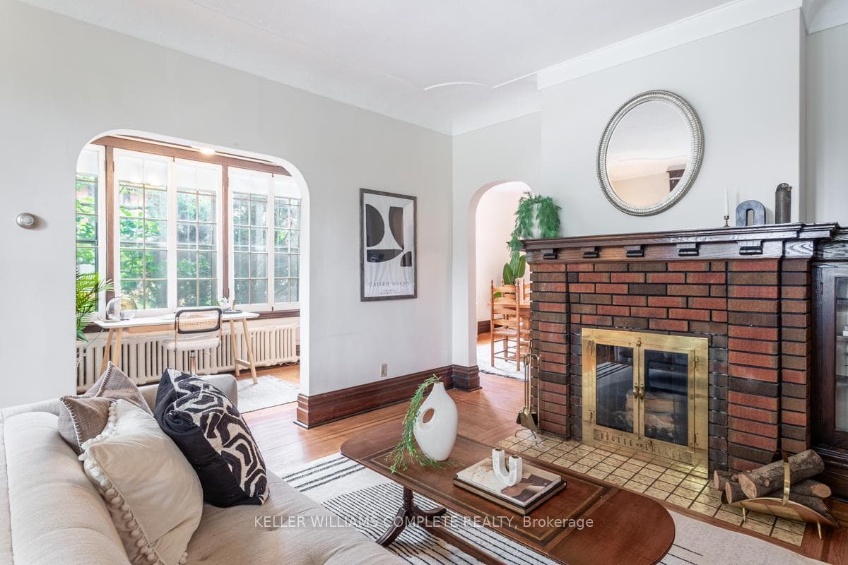 234 St. Clair Boulevard photo 4