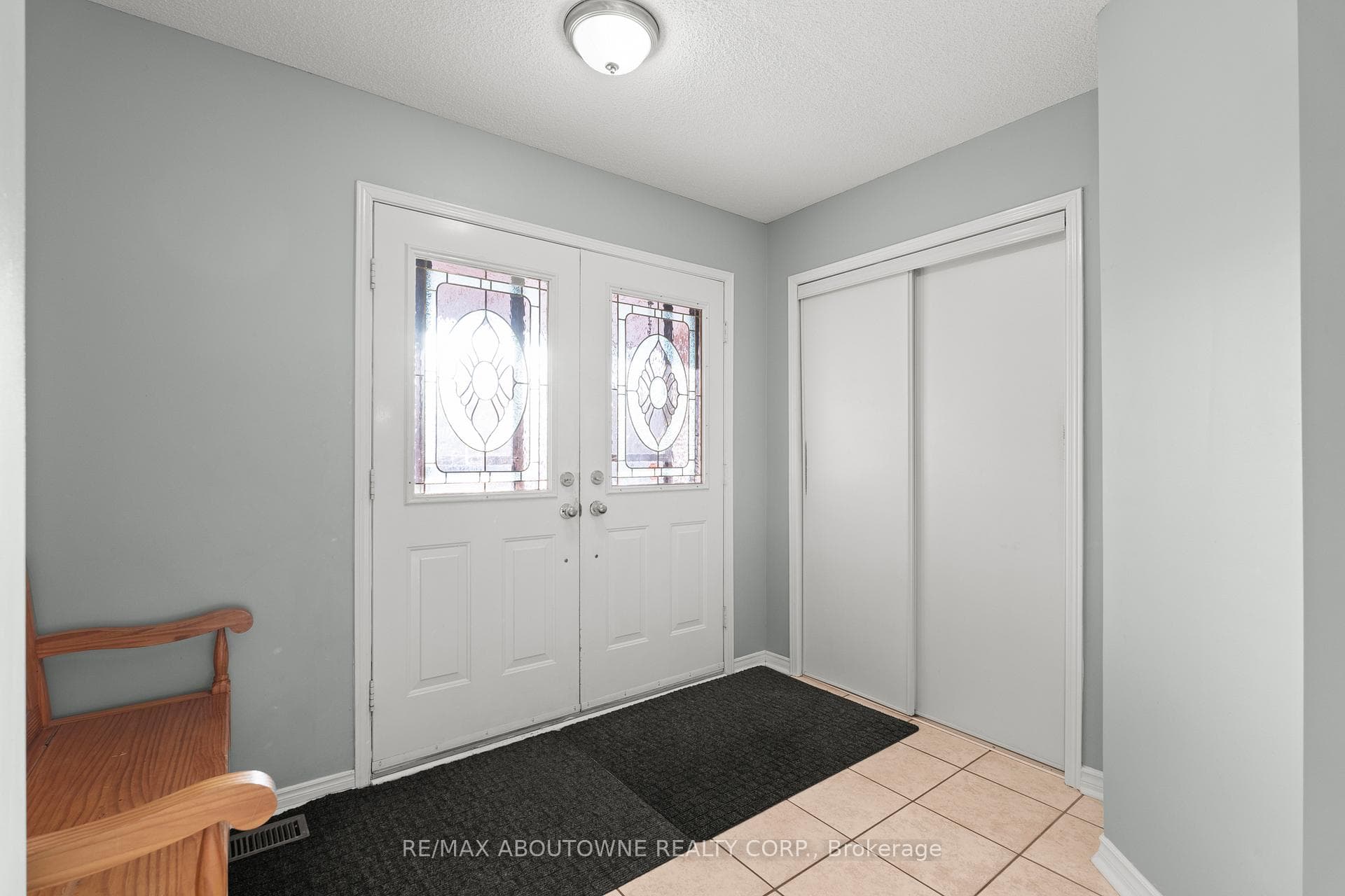 49 Lockwood Road photo 4