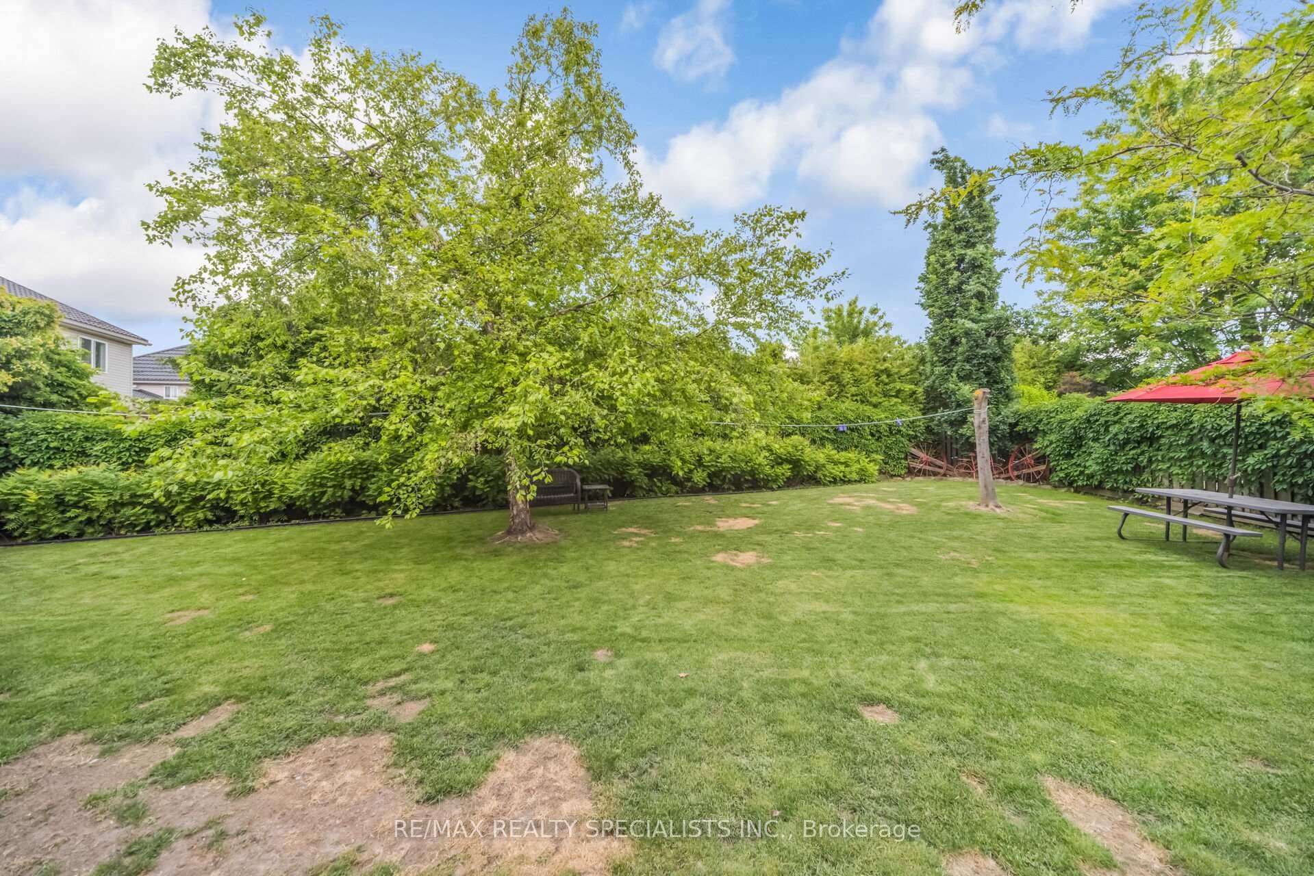 77 McMaster Road photo 48