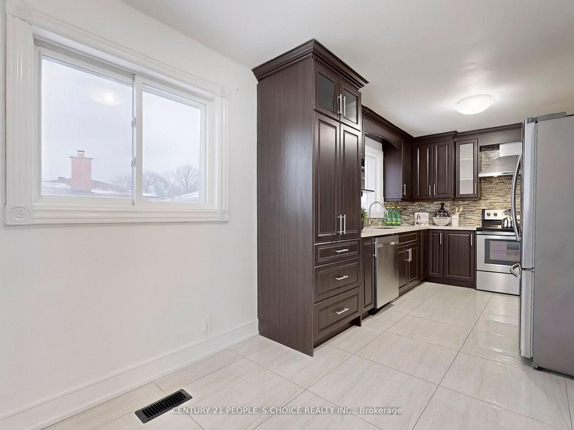 3421 Ellengale Drive photo 10