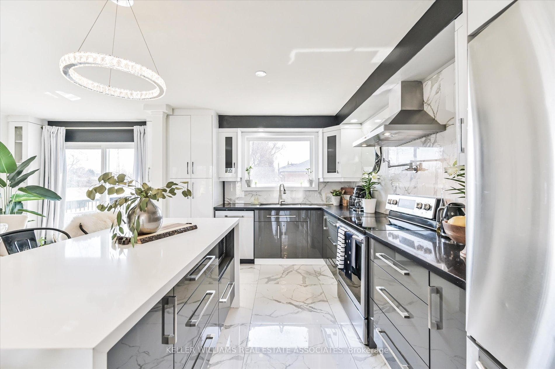 43 Beaverbrook Avenue photo 8