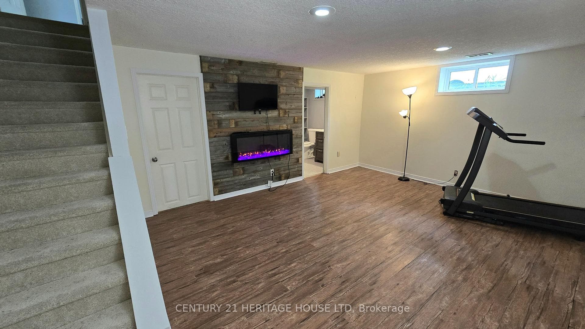 70 Catherine Street photo 32