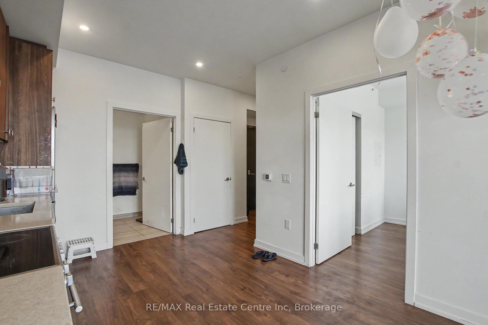 15 Wellington Street Unit 2214 photo 18