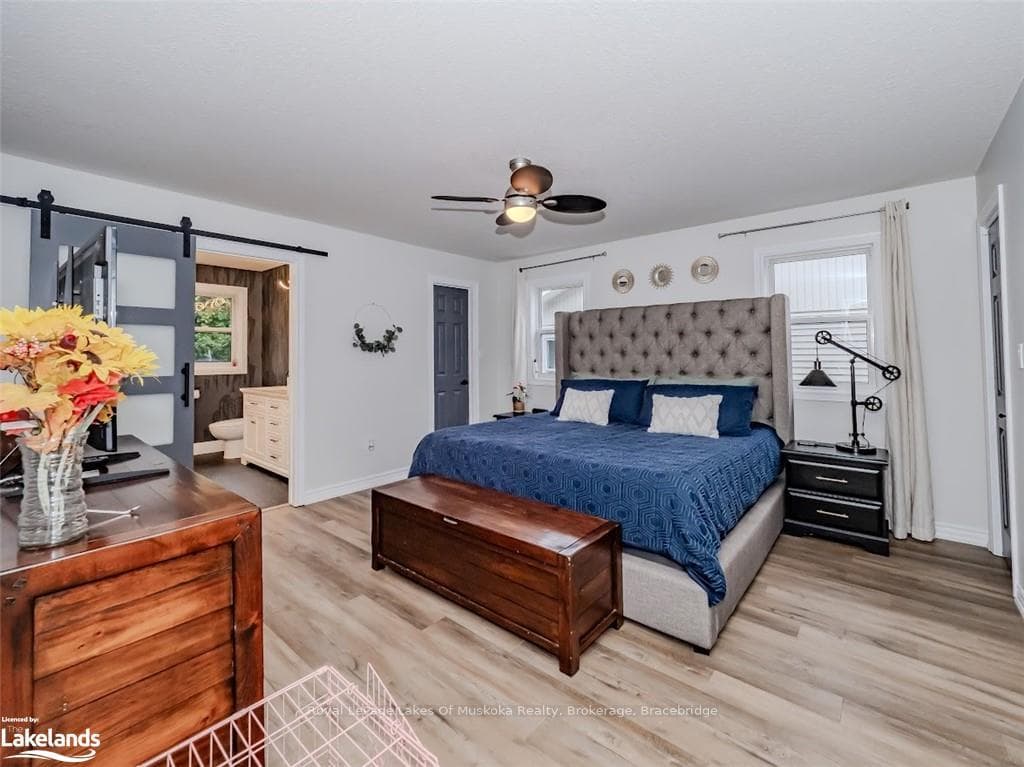 20 COATES Avenue photo 16