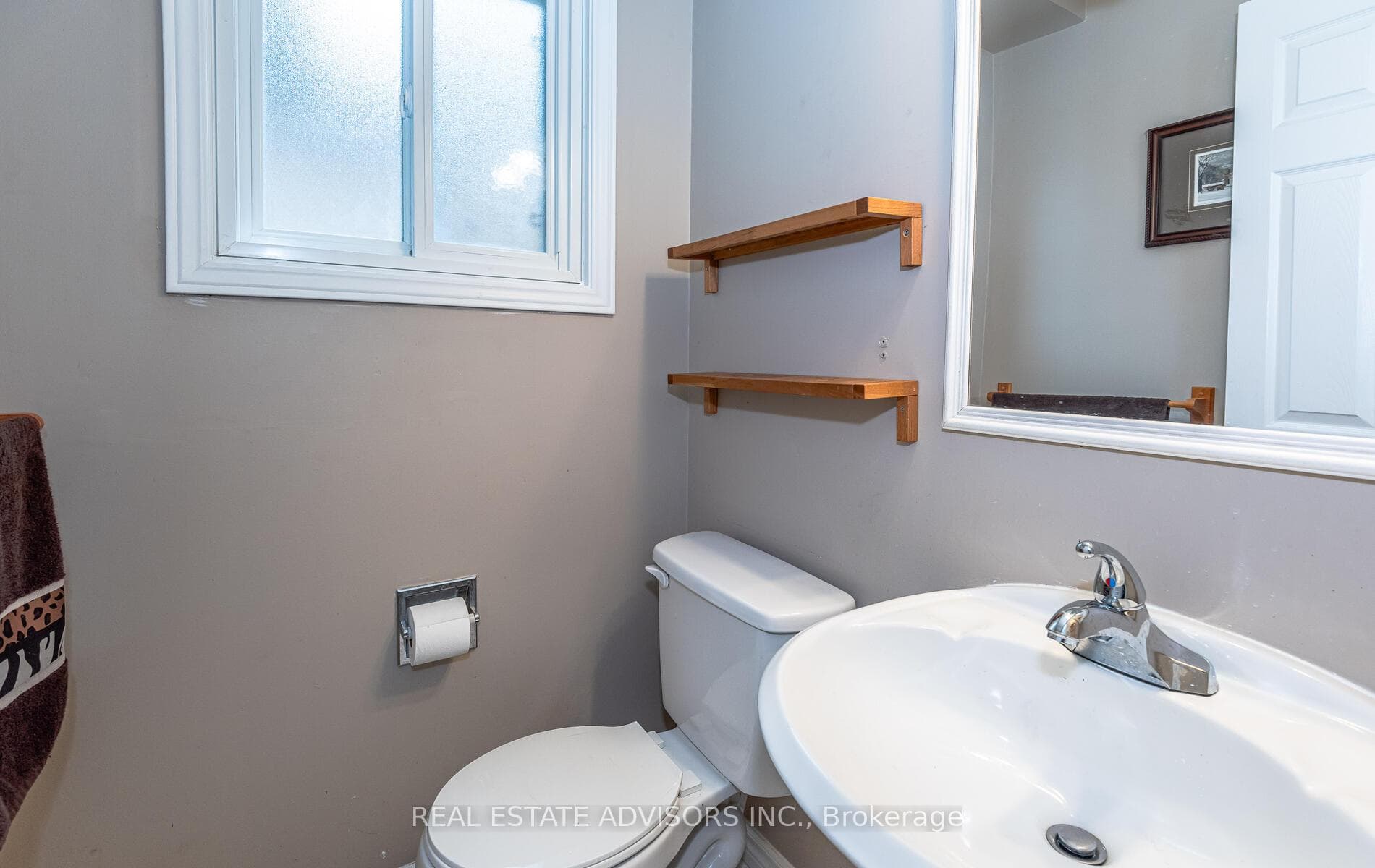 426 Keith Avenue photo 14