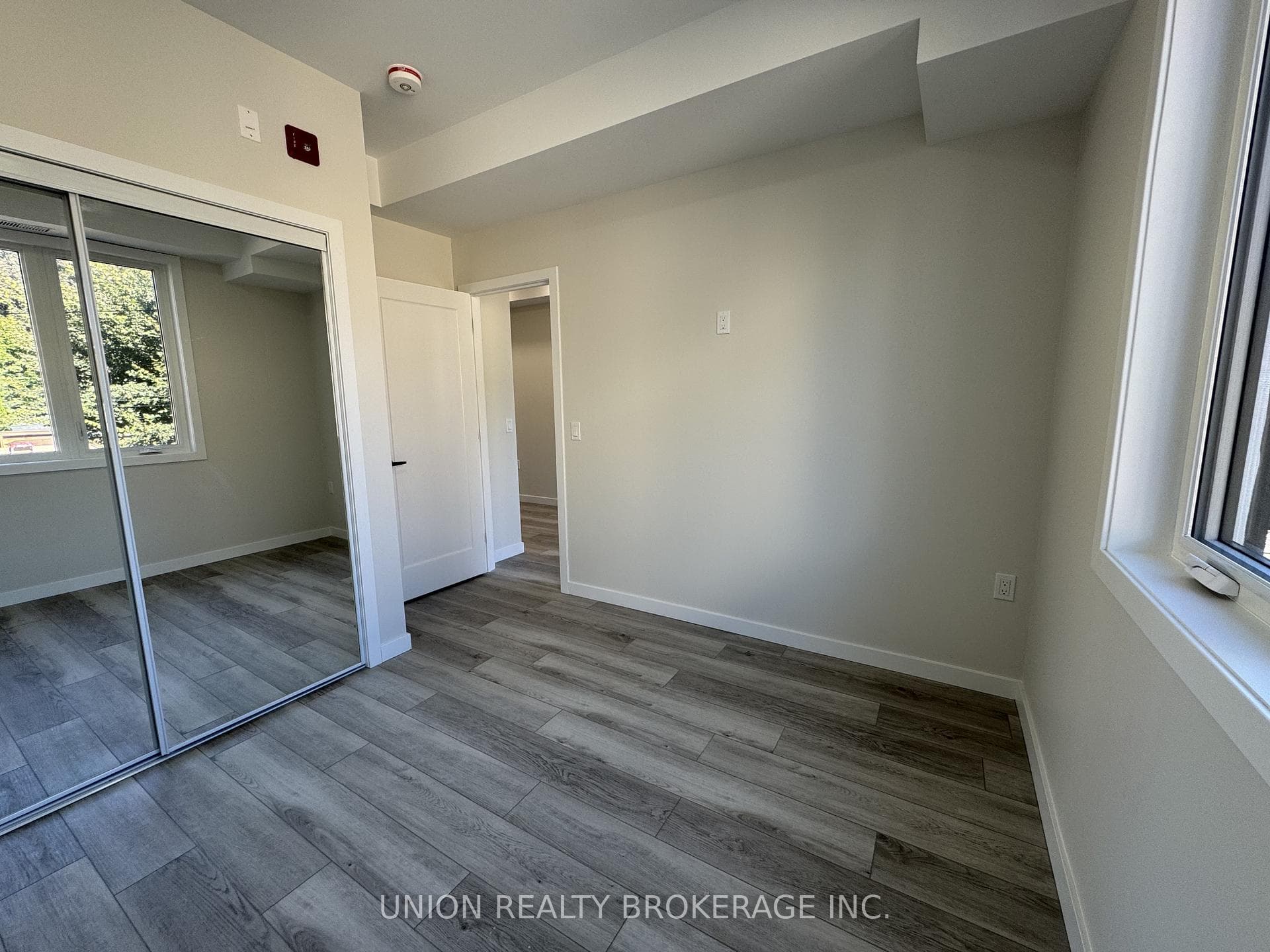 1184 Queen Street Unit 2 photo 9