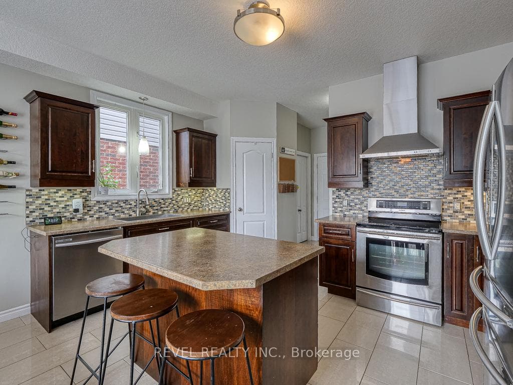 236 Three Wood Drive photo 12