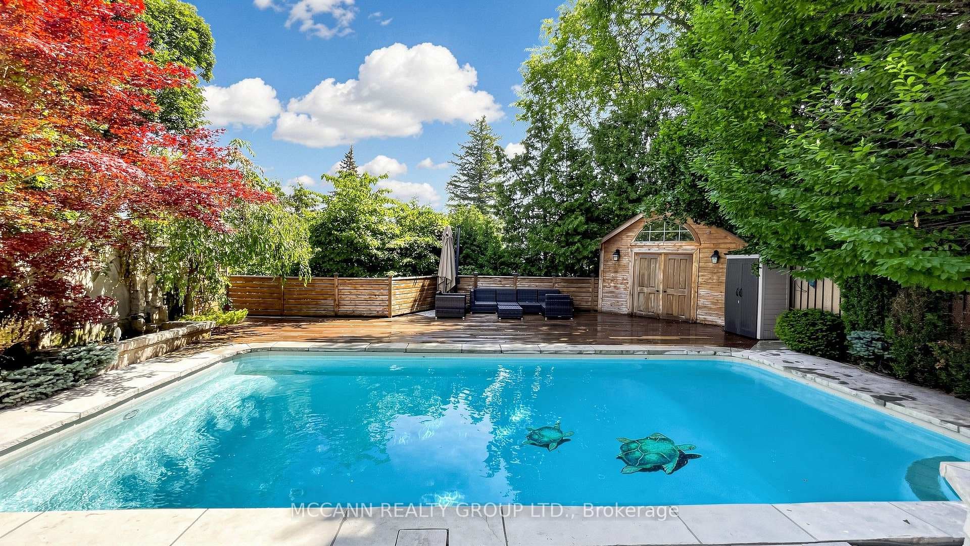 27 Strathgowan Crescent photo 44