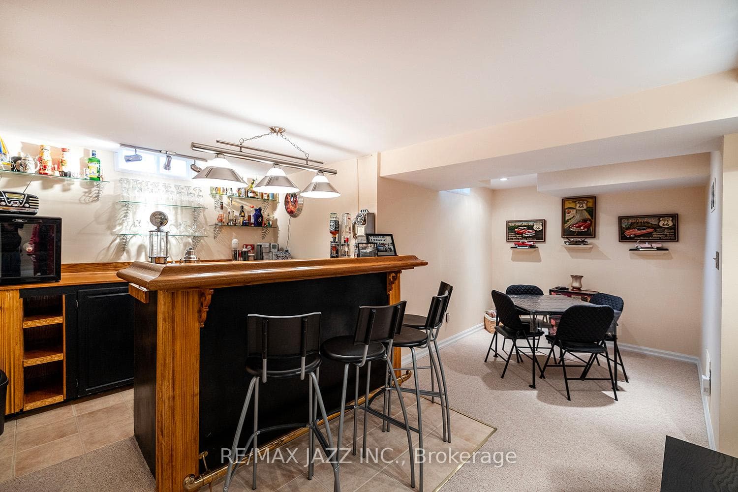 69 Dakin Drive photo 15