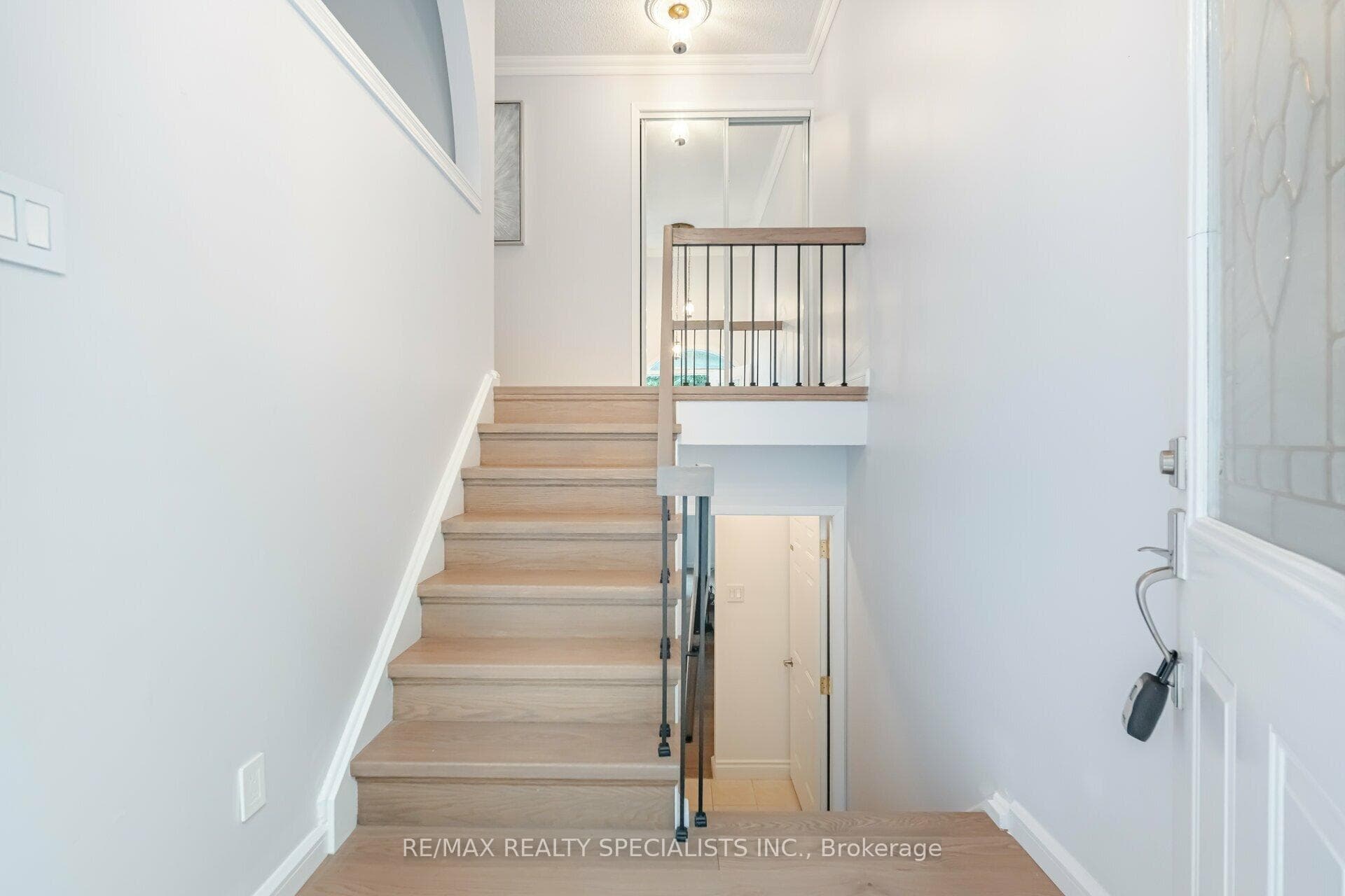18 Ladin Drive photo 5