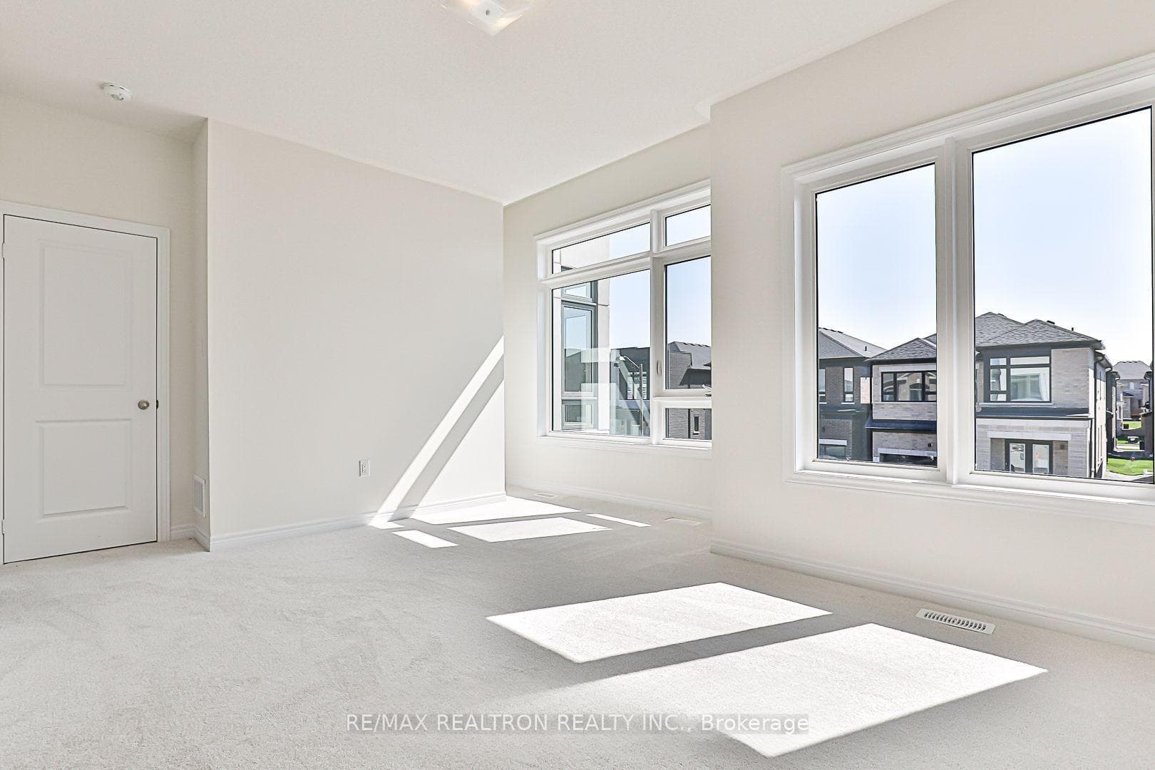 168 Wesmina Avenue photo 3
