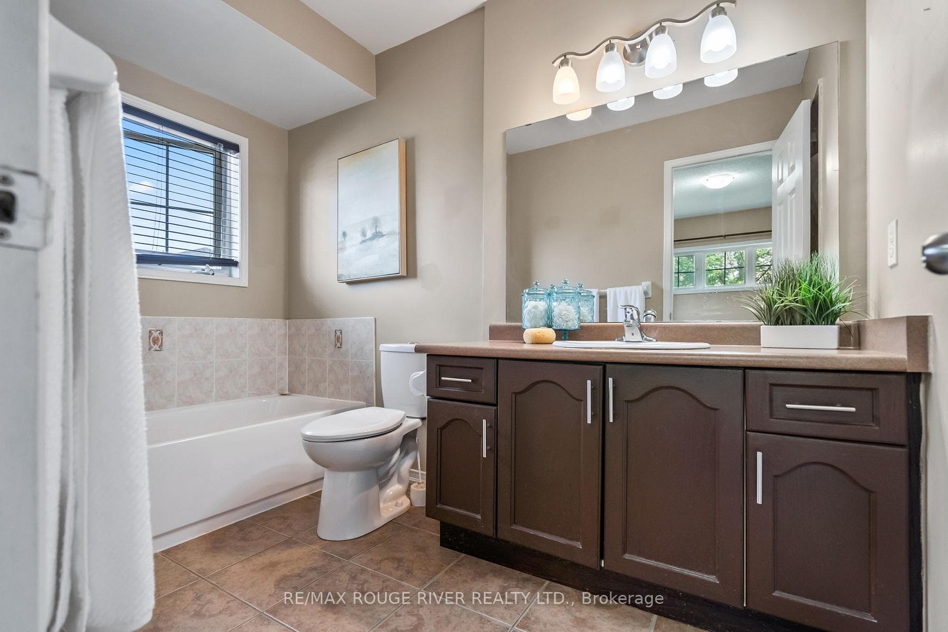 21 Arbuckle Way photo 33