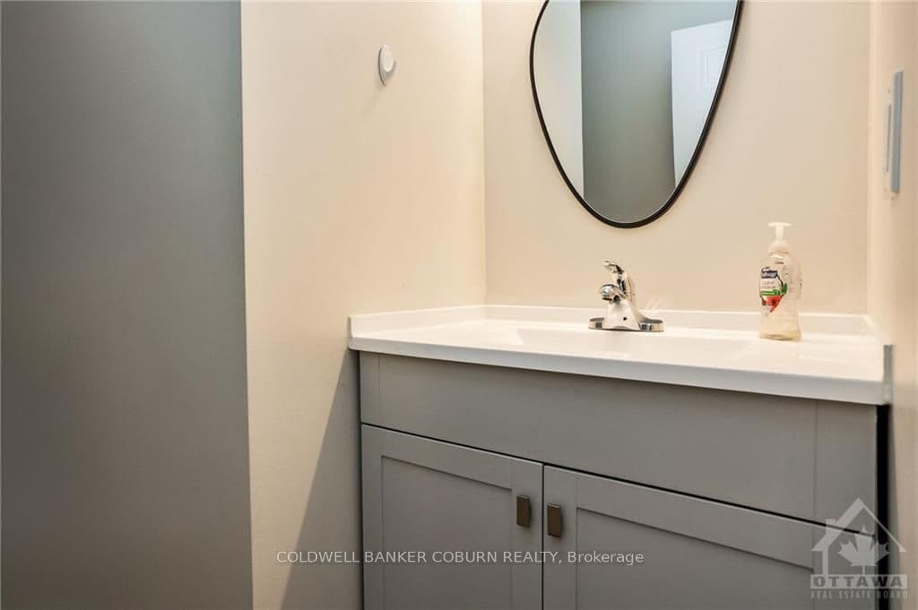 34 HUNTVIEW photo 16